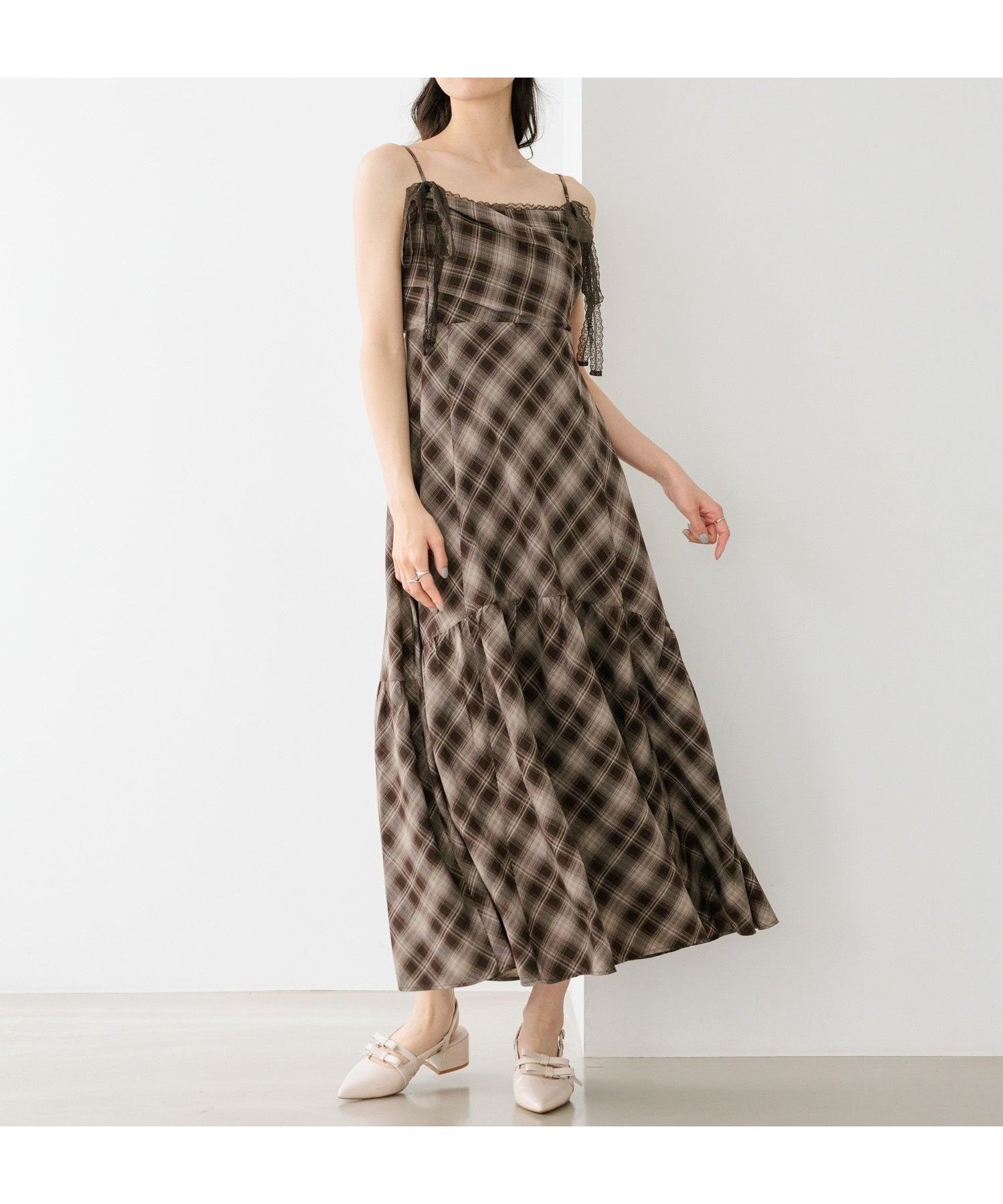 【ヘザー/Heather】のバイアスチェックフレアキャミワンピース インテリア・キッズ・メンズ・レディースファッション・服の通販 founy(ファウニー) 　ファッション　Fashion　レディースファッション　Fashion for Women　ワンピース　Dresses　キャミソールワンピース　Camisole Dresses　おすすめ　Recommended / Our Picks　サンダル　Sandals, Summer Shoes　チェック　Check, Plaid, Tartan　ドレープ　Drape, Draping Fabric　バイアス　Bias, Diagonal Cut　フレア　Flare, Flared　ミュール　Mule, Backless Shoes　リボン　Ribbon, Bow　レース　Lace, Lace Fabric　エレガント 上品　Elegant　ブラウン|ID: prp329100004982548 ipo3291000000037327028