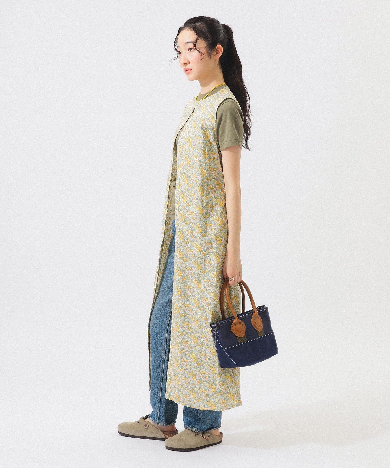 【ビームス ウイメン/BEAMS】のリバティ ベルト ノースリーブ ワンピース 旅行 レジャー ギフト 母の日 26SS 大人の最旬トレンドファッション＆コーディネート founy(ファウニー) 　ファッション　Fashion　レディースファッション　Fashion for Women　ワンピース　Dresses　ベルト&ウエストマーク　Belts & Waist Accessories　インナー　Innerwear　カットソー　Cut and Sewn Top　カーディガン　Cardigan, Knitwear　クラシカル　Classical, Vintage-Inspired　シルバー　Silver, Metallic Silver　定番　Standard, Basic Item　ノースリーブ　Sleeveless, No-Sleeve　ベスト　Vest, Waistcoat　マーガレット　Marguerite, Daisy Pattern　ロング　Long, Long-Length　おすすめ　Recommended / Our Picks　旅行　Travel　ギフト プレゼント　Gift / Present　2026年　2026　2026春夏・S/S　Spring/Summer 2026 SS26　 other-1|ID: prp329100004982572 ipo3291000000037327103