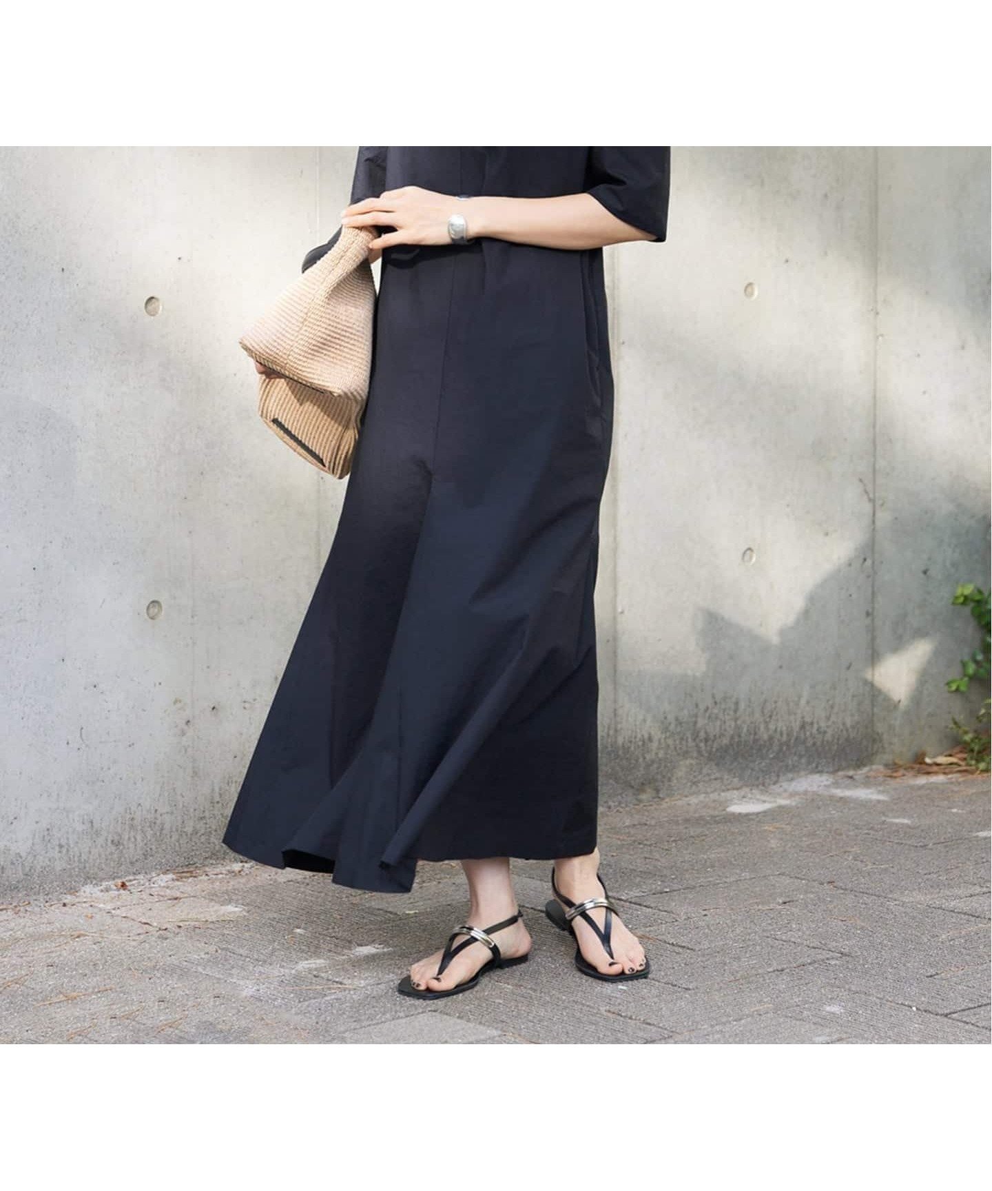 【ヴェルメイユ パー イエナ/VERMEIL par iena】のCotton Linen Flare Dress インテリア・キッズ・メンズ・レディースファッション・服の通販 founy(ファウニー) 　ファッション　Fashion　レディースファッション　Fashion for Women　ワンピース　Dresses　フォーマル・パーティードレス・結婚式用ドレス　Elegant & Casual Dresses　2026年　2026　2026春夏・S/S　Spring/Summer 2026 SS26　アクセサリー　Fashion Accessories　カーディガン　Cardigan, Knitwear　シンプル　Simple, Minimal　ジャケット　Jacket, Outerwear　スニーカー　Sneakers, Trainers　ソックス　Socks, Hosiery　フラット　Flat, Flat Shoes　フレア　Flare, Flared　リネン　Linen, Linen Fabric　エレガント 上品　Elegant　ネイビー|ID: prp329100004982598 ipo3291000000037327198