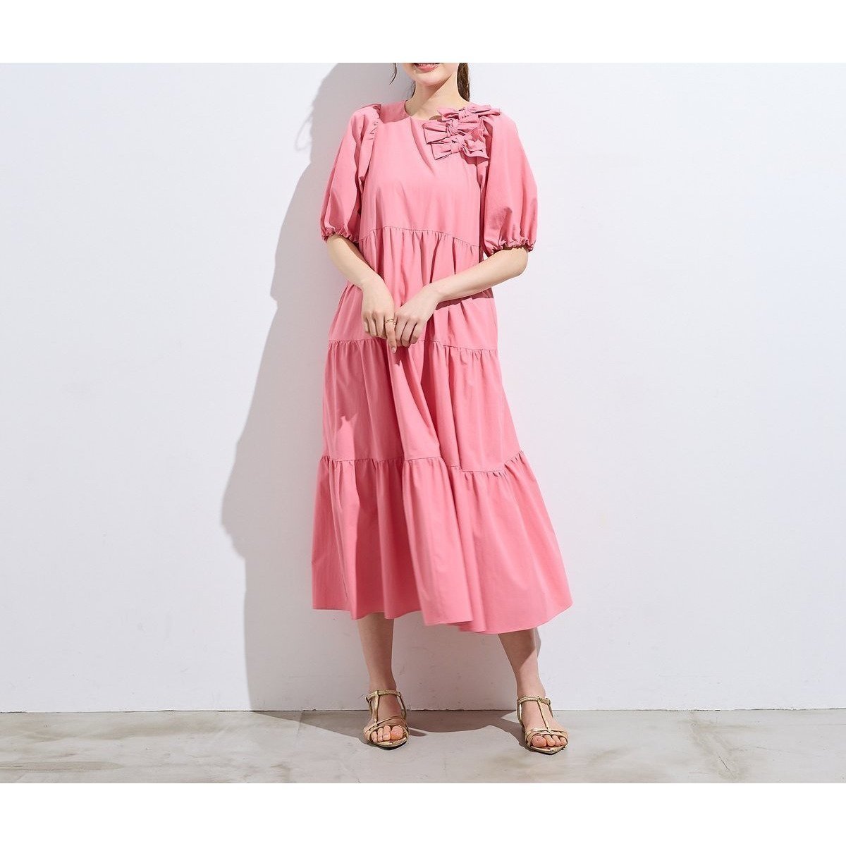 【ローズティアラ/Rose Tiara】の【接触冷感/UVカット/遮熱】ティアードマキシワンピース 大人の最旬トレンドファッション＆コーディネート founy(ファウニー) 　ファッション　Fashion　レディースファッション　Fashion for Women　ワンピース　Dresses　マキシ丈ワンピース・ロングドレス　Maxi Dresses / Long One-Pieces　ティアードスカート　Tiered Skirt, Flounced Skirt　バランス　Balance, Style Balance　フェミニン　Feminine, Girly　ボレロ　Bolero, Short Cardigan　ポケット　Pocket, Pocket Detail　マキシ　Maxi, Full Length　リボン　Ribbon, Bow　 other-1|ID: prp329100004982610 ipo3291000000037327238