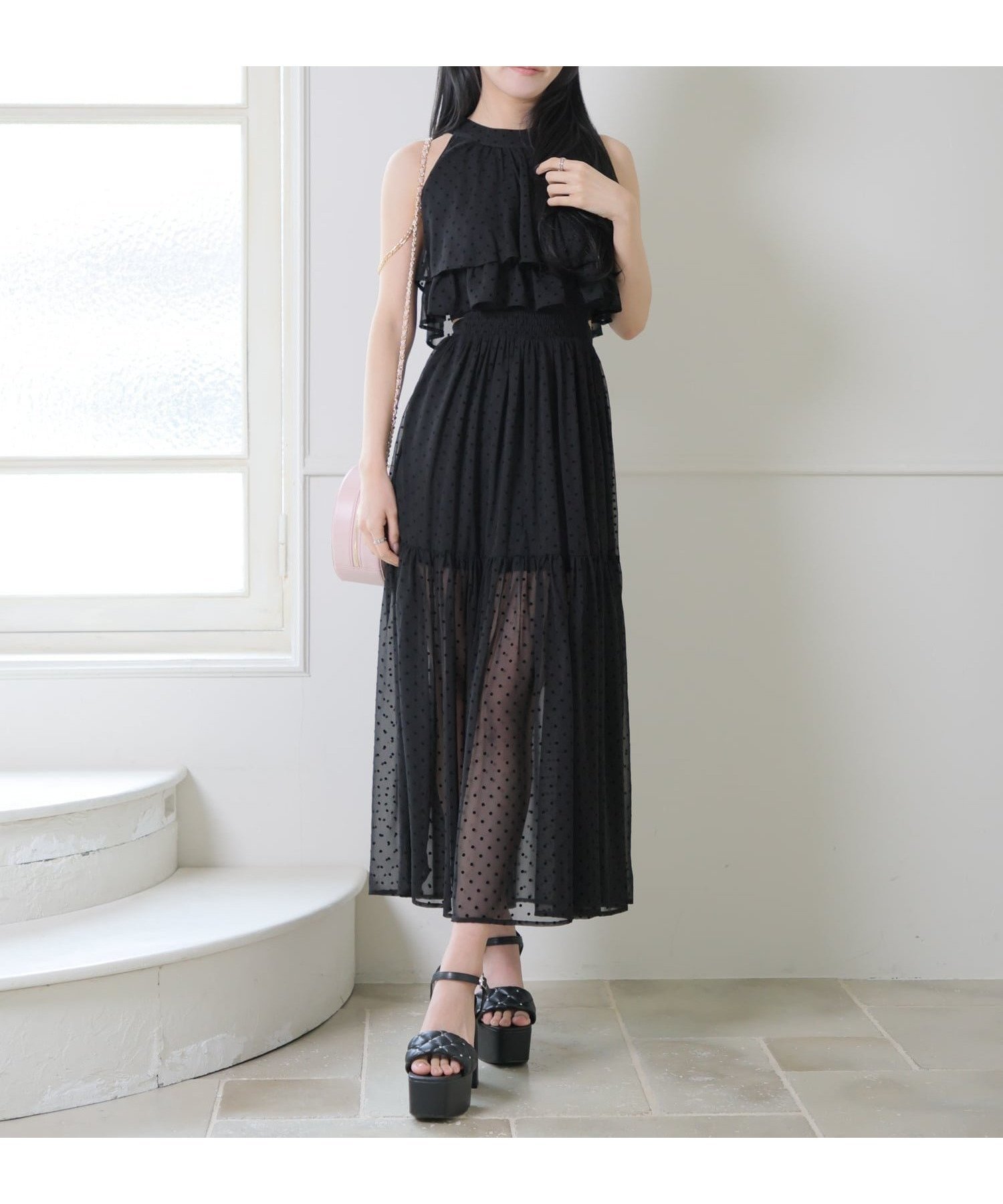 【リップサービス/LIP SERVICE】のLIP SERVICE/マルチパターンアメスリロングワンピース インテリア・キッズ・メンズ・レディースファッション・服の通販 founy(ファウニー) 　ファッション　Fashion　レディースファッション　Fashion for Women　ワンピース　Dresses　エアリー　Airy Texture　春　Spring　サンダル　Sandals, Summer Shoes　シアー　Sheer, See-Through　シフォン　Chiffon, Lightweight Fabric　スリーブ　Sleeve, Long Sleeve / Short Sleeve　チェック　Check, Plaid, Tartan　チェーン　Chain, Chain Strap　ドット　Polka Dot, Dot Pattern　バランス　Balance, Style Balance　ロング　Long, Long-Length　おすすめ　Recommended / Our Picks　ブラック|ID: prp329100004982671 ipo3291000000037327437