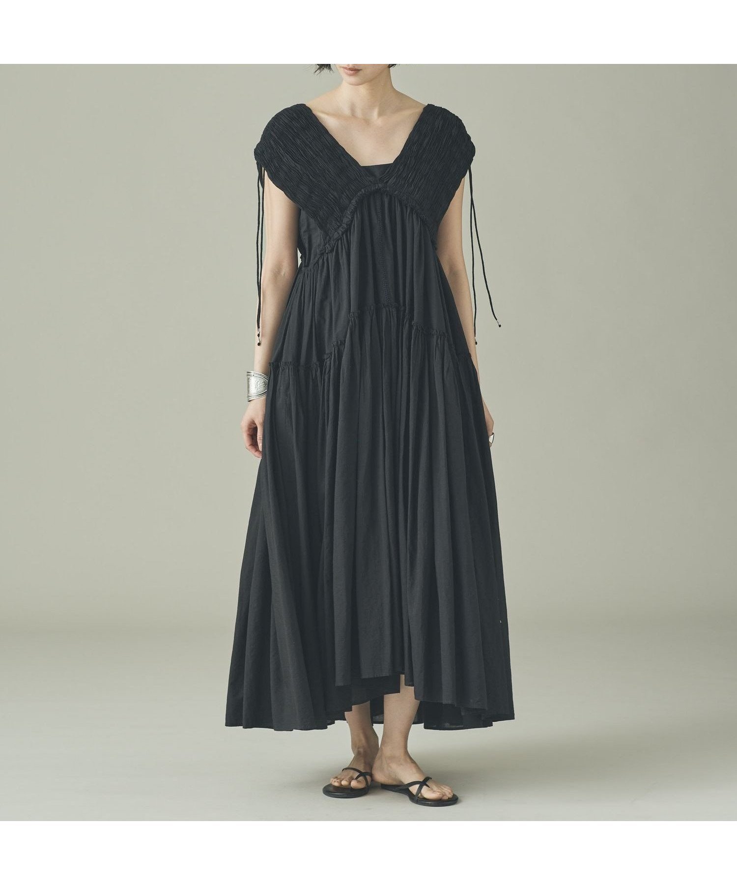 【カレンソロジー/Curensology】のハンドスモッキングワンピース インテリア・キッズ・メンズ・レディースファッション・服の通販 founy(ファウニー) 　ファッション　Fashion　レディースファッション　Fashion for Women　ワンピース　Dresses　インナー　Innerwear　エレガント 上品　Elegant　デニム　Denim, Jeans Material　ハンド　Hand, Handmade　ペチコート　Petticoat, Underskirt　リラックス　Relax, Relaxed Fit　ロング　Long, Long-Length　おすすめ　Recommended / Our Picks　ブラック|ID: prp329100004982672 ipo3291000000037327443