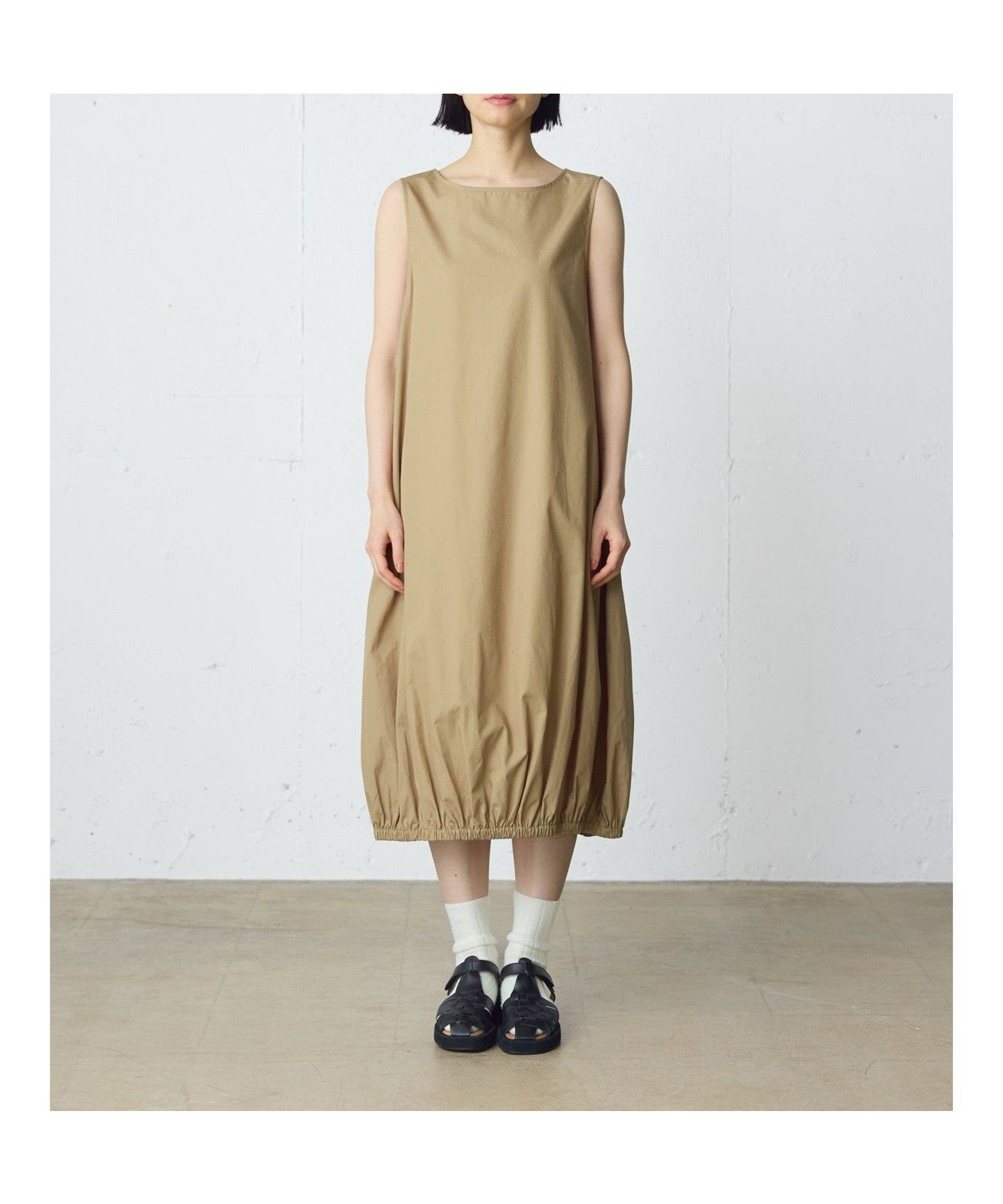 【マーコート/MARcourt】のMidiUmi コクーンノースリーブワンピース 大人の最旬トレンドファッション＆コーディネート founy(ファウニー) 　ファッション　Fashion　レディースファッション　Fashion for Women　ワンピース　Dresses　シンプル　Simple, Minimal　ノースリーブ　Sleeveless, No-Sleeve　ブロード　Broadcloth, Fine Cotton　ポケット　Pocket, Pocket Detail　エレガント 上品　Elegant　無地　Plain, Solid Color　 other-1|ID: prp329100004982673 ipo3291000000037327444
