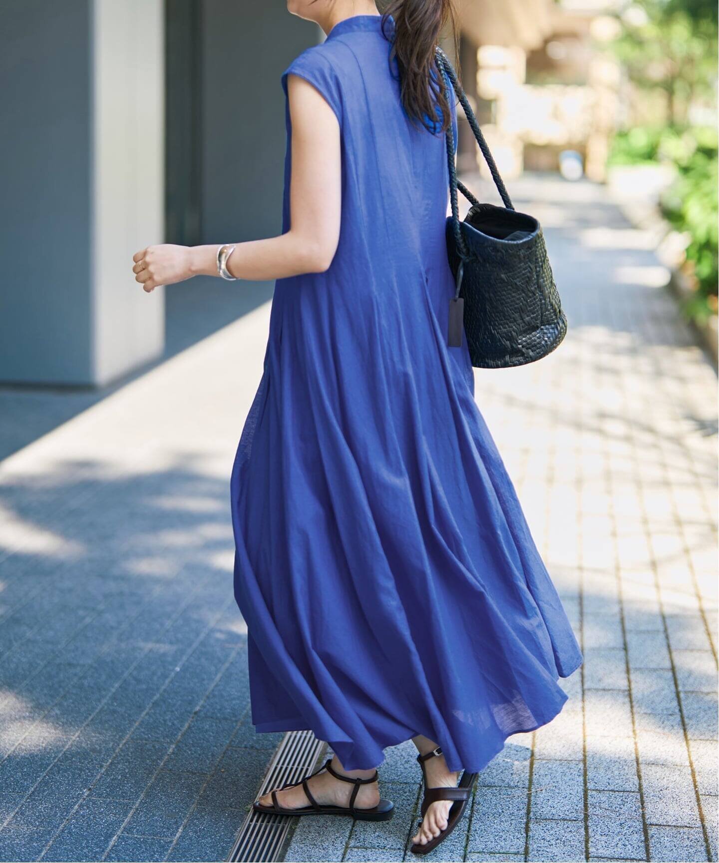 【スピック&スパン/Spick & Span】の《手洗い可 / 》C/Rボイルタックノースリーブワンピース インテリア・キッズ・メンズ・レディースファッション・服の通販 founy(ファウニー) 　ファッション　Fashion　レディースファッション　Fashion for Women　ワンピース　Dresses　おすすめ　Recommended / Our Picks　デニム　Denim, Jeans Material　ノースリーブ　Sleeveless, No-Sleeve　フレア　Flare, Flared　ブルー A|ID: prp329100004982697 ipo3291000000037327518