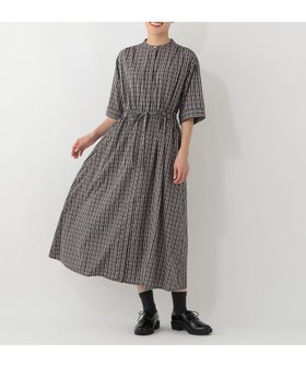【アフタヌーンティー リビング/Afternoon Tea LIVING】のバンセルクールノーカラーワンピース 大人の最旬トレンドファッション＆コーディネート founy(ファウニー) ファッション Fashion レディースファッション Fashion for Women ワンピース Dresses 吸水 Absorbent, Quick-Dry 抗菌 Antibacterial, Bacteria-Resistant ストライプ Stripe, Striped Pattern チェック Check, Plaid, Tartan ネップ Nepp, Slub Yarn フロント Front, Front Design ポケット Pocket, Pocket Detail メタル Metal, Metal Parts リボン Ribbon, Bow おすすめ Recommended / Our Picks エレガント 上品 Elegant |ID:prp329100004982698