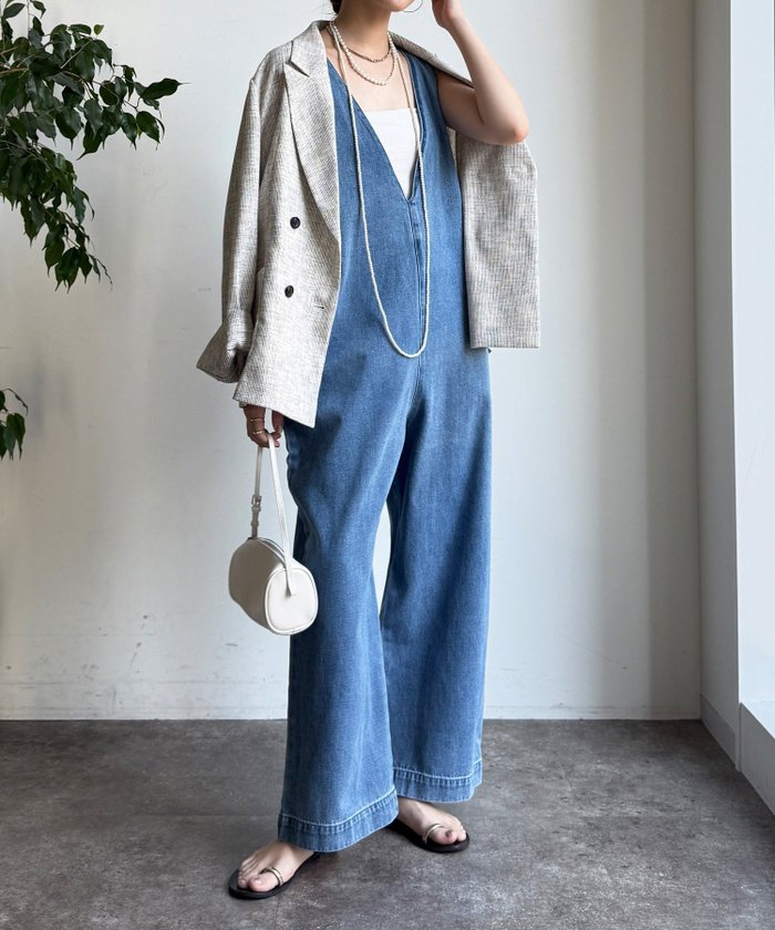 【ドゥドゥ/DouDou】の【WEB限定】深Vサロペット インテリア・キッズ・メンズ・レディースファッション・服の通販 founy(ファウニー) https://founy.com/ ファッション Fashion レディースファッション Fashion for Women ワンピース Dresses サロペット&オールインワン Dungarees & Jumpsuit Styles インナー Innerwear カットソー Cut and Sewn Top サロペット Overalls, Salopette シアー Sheer, See-Through シンプル Simple, Minimal ジャケット Jacket, Outerwear スマート Smart, Elegant S/S・春夏 SS, Spring/Summer, Warm Season 再入荷 Restock / Back in Stock 夏 Summer 2026年 2026 2026春夏・S/S Spring/Summer 2026 SS26 |ID: prp329100004982713 ipo3291000000037327571