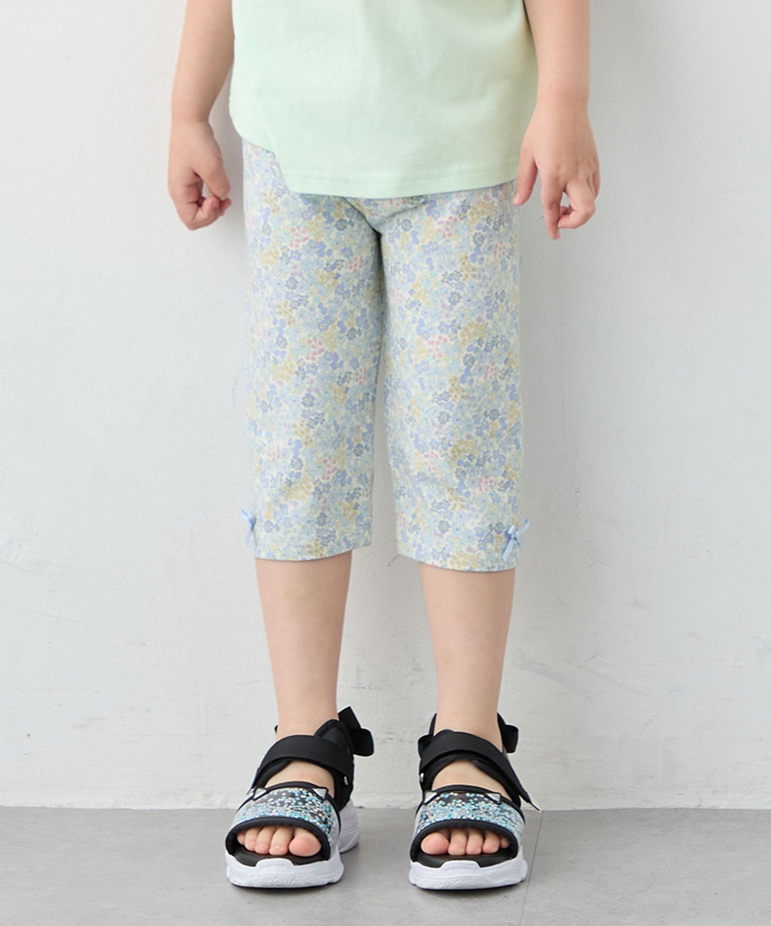【エニー/ANY / KIDS】の5分丈レギンス インテリア・キッズ・メンズ・レディースファッション・服の通販 founy(ファウニー) 　ファッション　Fashion　キッズファッション　Fashion for Kids　おすすめ　Recommended / Our Picks　ストレッチ　Stretch, Stretchy Fabric　ポケット　Pocket, Pocket Detail　リボン　Ribbon, Bow　レギンス　Leggings, Stretch Pants　ワンポイント　One Point, Statement Accent　夏　Summer　定番　Standard, Basic Item　花柄[502]|ID: prp329100004982772 ipo3291000000037327999