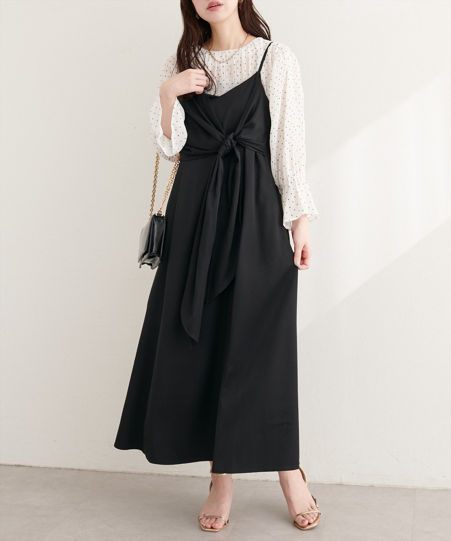 【ナチュラルクチュール/natural couture】のosono アシメカシュクールリボンキャミワンピース インテリア・キッズ・メンズ・レディースファッション・服の通販 founy(ファウニー) 　ファッション　Fashion　レディースファッション　Fashion for Women　ワンピース　Dresses　キャミソールワンピース　Camisole Dresses　アクセサリー　Fashion Accessories　インナー　Innerwear　エレガント 上品　Elegant　カシュクール　Wrap Design　カーディガン　Cardigan, Knitwear　キャミソール　Camisole, Spaghetti Strap Top　サンダル　Sandals, Summer Shoes　シンプル　Simple, Minimal　ジャケット　Jacket, Outerwear　スニーカー　Sneakers, Trainers　ダウン　Down, Puffer　トレンド　Trend, Trending Now　ドレープ　Drape, Draping Fabric　ネックレス　Necklace, Pendant Necklace　フェミニン　Feminine, Girly　ボレロ　Bolero, Short Cardigan　リボン　Ribbon, Bow　ロング　Long, Long-Length　再入荷　Restock / Back in Stock　おすすめ　Recommended / Our Picks　2026年　2026　2026春夏・S/S　Spring/Summer 2026 SS26　ブラック|ID: prp329100004982903 ipo3291000000037328920