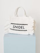 【スナイデル/SNIDEL】のブレーズフリルロゴショルダーバッグ 大人の最旬トレンドファッション＆コーディネート founy(ファウニー) ファッション Fashion レディースファッション Fashion for Women バッグ Bags 春 Spring 今季 This Season, Current Season ショルダー Shoulder, Shoulder Strap スマート Smart, Elegant タンブラー Tumbler, Travel Mug トレンド Trend, Trending Now 定番 Standard, Basic Item 人気 Popular, Best Seller フリル Frill, Ruffle ポケット Pocket, Pocket Detail ポーチ Pouch, Small Case マグネット Magnet, Magnetic Closure 楽ちん Easy Fit, Comfortable S/S・春夏 SS, Spring/Summer, Warm Season 夏 Summer thumbnail WHT[001]|ID: prp329100004982928 ipo3291000000037329053
