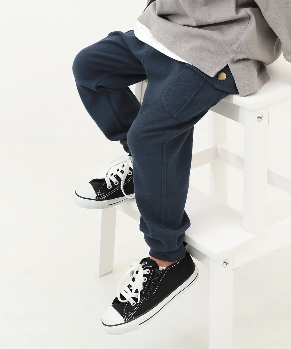 【デビロック/devirock / KIDS】のやわらか ストレッチ カーゴパンツ カーゴパンツ ロングパンツ ボトムス 25AW インテリア・キッズ・メンズ・レディースファッション・服の通販 founy(ファウニー) 　ファッション　Fashion　キッズファッション　Fashion for Kids　ボトムス　Bottoms　2025年　2025　2025-2026秋冬・A/W　Autumn/Winter 2025–26 AW25–26　おすすめ　Recommended / Our Picks　カーゴパンツ　Cargo Pants, Utility Pants　ストレッチ　Stretch, Stretchy Fabric　トレンド　Trend, Trending Now　フィット　Fit, Slim Fit　ベーシック　Basic, Essential　ロング　Long, Long-Length　ネイビー|ID: prp329100004982945 ipo3291000000037329143