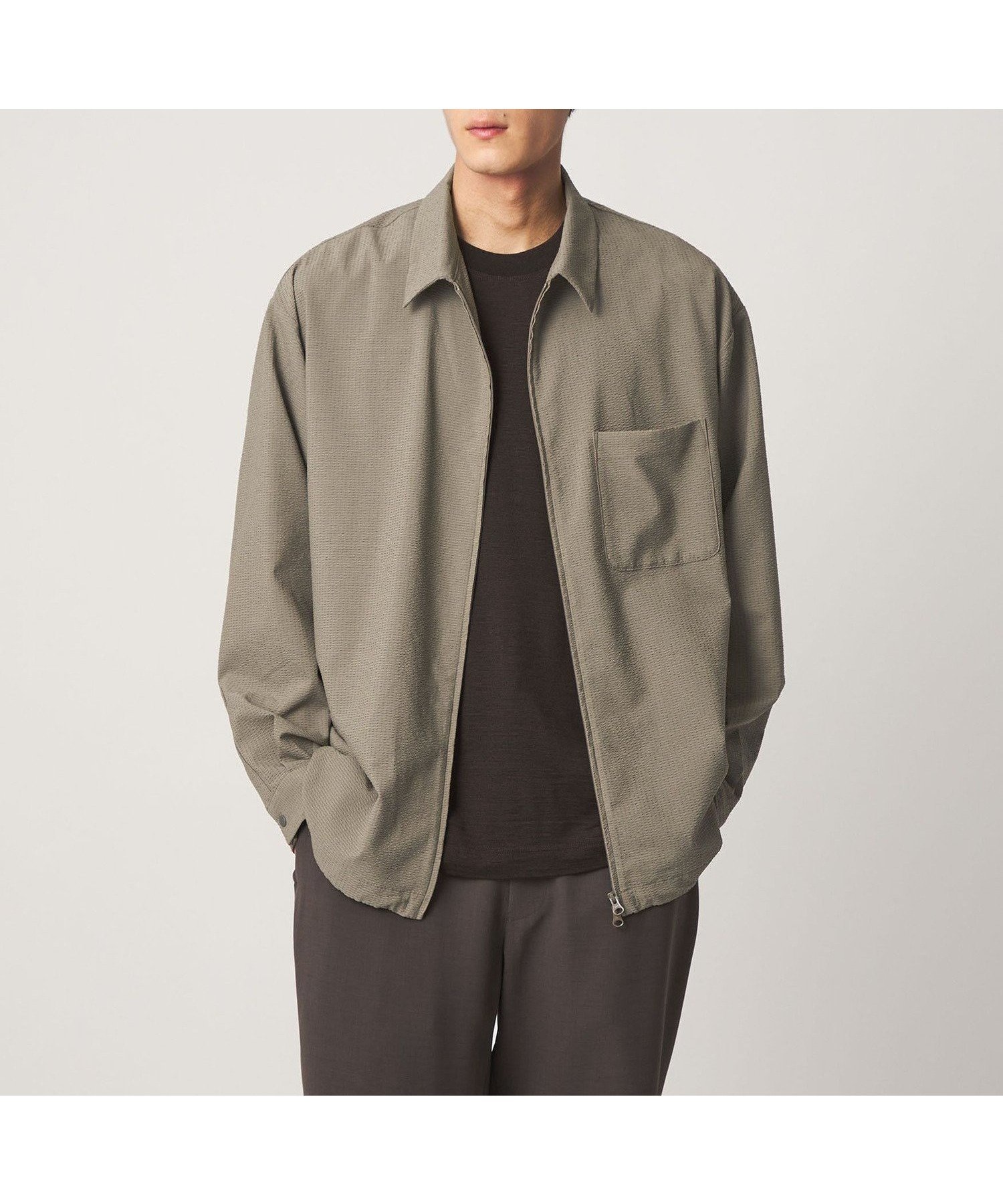 【ユナイテッドアローズ/UNITED ARROWS / MEN】のDotAir ドットエア サッカー ジップ シャツ 吸水速乾 インテリア・キッズ・メンズ・レディースファッション・服の通販 founy(ファウニー) 　ファッション　Fashion　メンズファッション　Fashion for Men　春　Spring　カーゴパンツ　Cargo Pants, Utility Pants　吸水　Absorbent, Quick-Dry　サッカー　Seersucker, Summer Fabric　ジップ　Zip, Zipper　ジャケット　Jacket, Outerwear　スポーティ　Sporty, Casual Athletic　スラックス　Slacks, Dress Pants　セットアップ　Set-Up, Coordinated Outfit　デニム　Denim, Jeans Material　ドット　Polka Dot, Dot Pattern　ドローコード　Drawcord, Drawstring Cord　バランス　Balance, Style Balance　フロント　Front, Front Design　プリーツ　Pleats, Pleated　ポロシャツ　Polo Shirt, Collared Tee　半袖　Short Sleeve, Half Sleeve　メッシュ　Mesh, Net Fabric　S/S・春夏　SS, Spring/Summer, Warm Season　おすすめ　Recommended / Our Picks　夏　Summer　エレガント 上品　Elegant　OLIVE|ID: prp329100004983124 ipo3291000000037330380