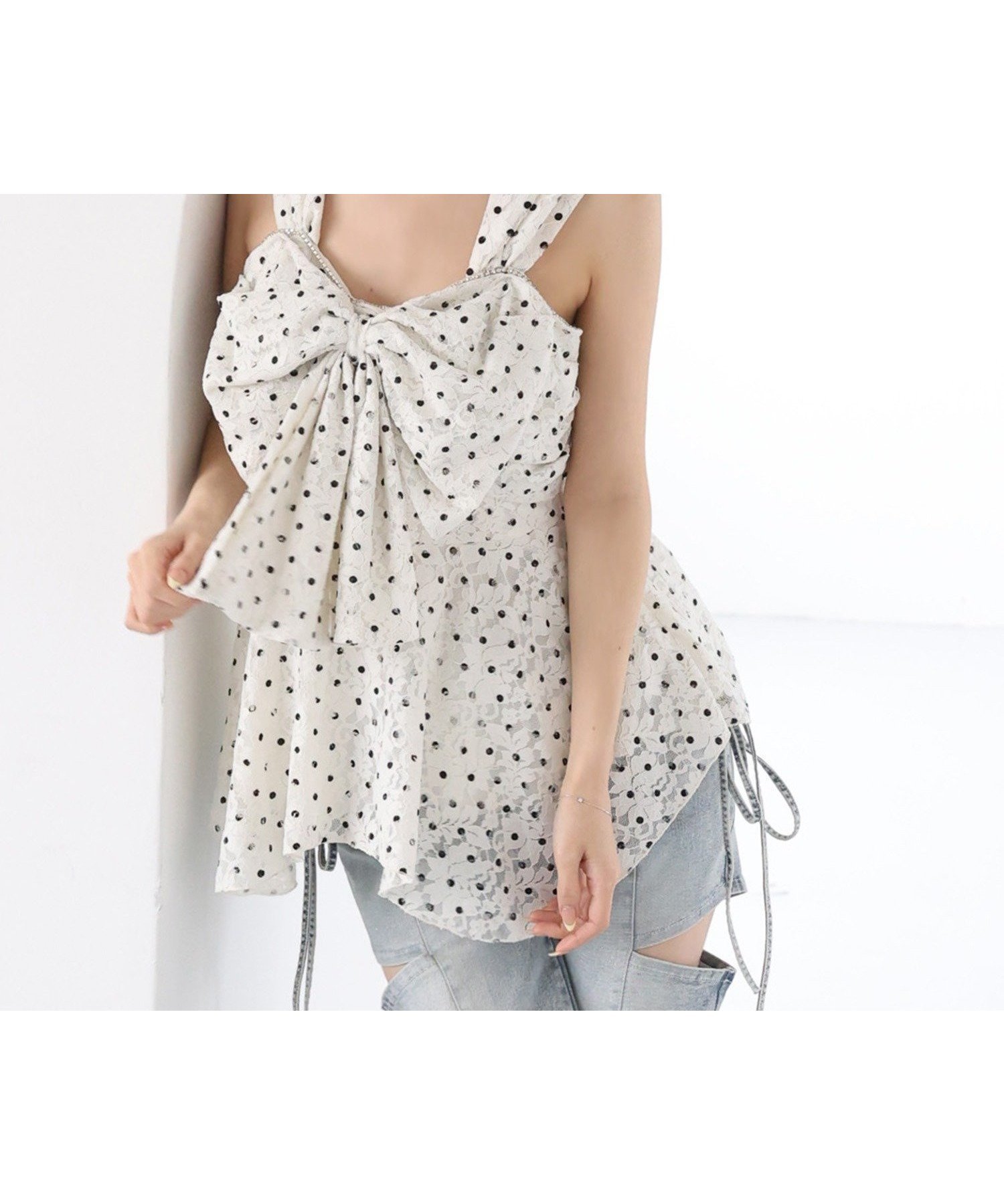 【ナイスクラップ/NICE CLAUP】の【ウォッシャブル】フロントリボンチュニック 大人の最旬トレンドファッション＆コーディネート founy(ファウニー) 　ファッション　Fashion　レディースファッション　Fashion for Women　トップス・カットソー　Cut & Sew Tops　おすすめ　Recommended / Our Picks　ウォッシャブル　Machine Washable　ガーリー　Girly, Feminine Style　シンプル　Simple, Minimal　デニム　Denim, Jeans Material　フロント　Front, Front Design　プリーツ　Pleats, Pleated　ミニスカート　Mini Skirt, Short Skirt　リボン　Ribbon, Bow　ワイド　Wide, Wide Fit　夏　Summer　 other-1|ID: prp329100004983198 ipo3291000000037330758