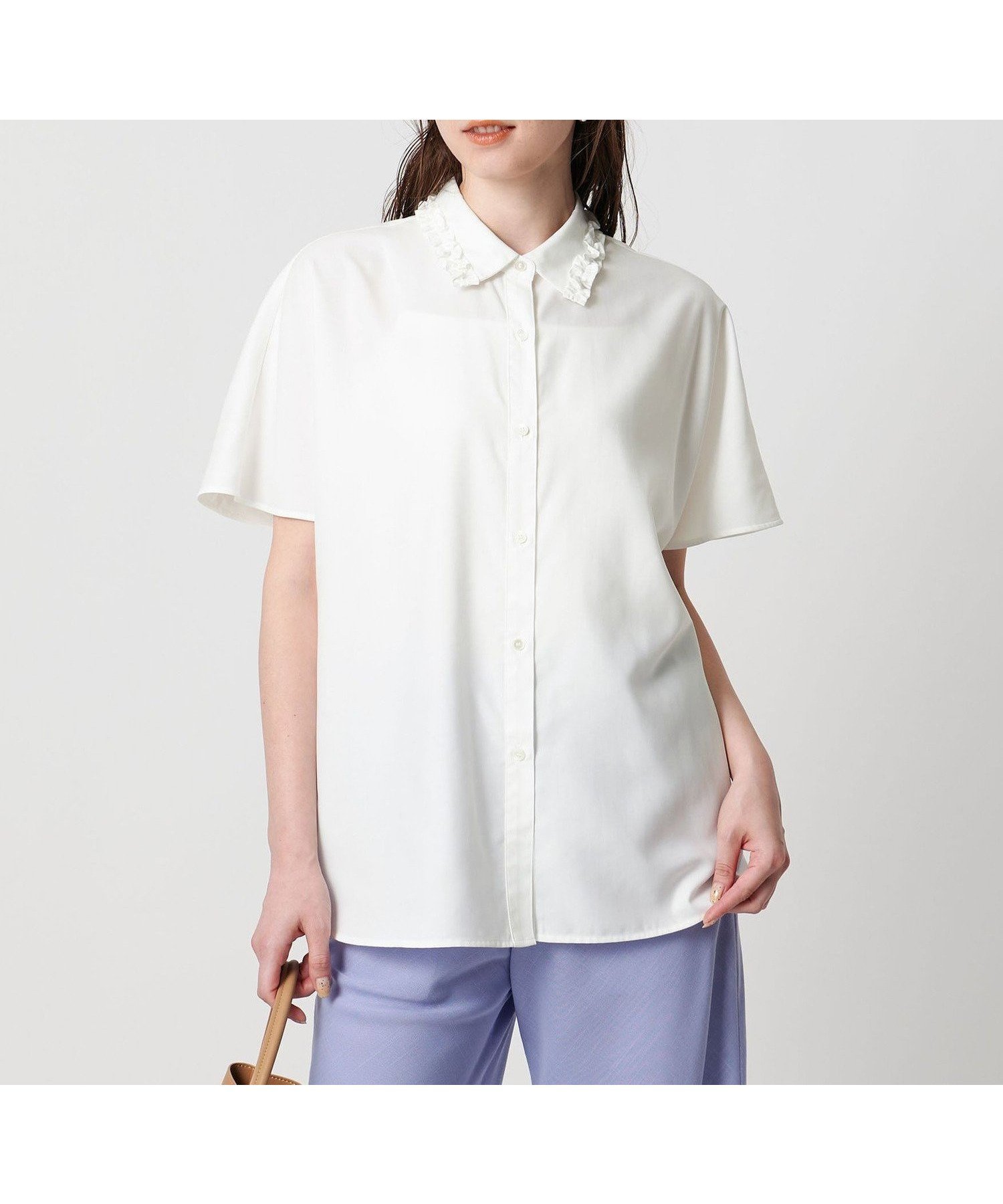 【ユナイテッドアローズ/UNITED ARROWS】のミニフリル シャツ インテリア・キッズ・メンズ・レディースファッション・服の通販 founy(ファウニー) 　ファッション　Fashion　レディースファッション　Fashion for Women　トップス・カットソー　Cut & Sew Tops　シャツ・ブラウス・オフィスカジュアル　Elegant Blouses & Button-Ups　ストレート　Straight, Straight Cut　スラックス　Slacks, Dress Pants　スリーブ　Sleeve, Long Sleeve / Short Sleeve　ドレープ　Drape, Draping Fabric　フリル　Frill, Ruffle　フレンチ　French, French Style　ボトム　Bottoms, Lower Wear　アウトレット　Outlet / Clearance　おすすめ　Recommended / Our Picks　ビジネス 仕事 通勤　Business / Work / Commuting　OFF WHITE|ID: prp329100004983206 ipo3291000000037330791