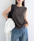 【アンドミー/andme】のコットン 天竺 ノースリーブ トップス Tシャツ 大人の最旬トレンドファッション＆コーディネート founy(ファウニー) ファッション Fashion レディースファッション Fashion for Women トップス・カットソー Cut & Sew Tops キャミソール&ノースリーブ Camisoles & Sleeveless Tops シャツ・ブラウス・オフィスカジュアル Elegant Blouses & Button-Ups ロングTシャツ・Tシャツ Longline T-Shirts & Tees コンパクト Compact, Small Size サロペ Salopette, Salopette Dress ジャケット Jacket, Outerwear ノースリーブ Sleeveless, No-Sleeve ベーシック Basic, Essential thumbnail チャコールグレー|ID: prp329100004983209 ipo3291000000037330811