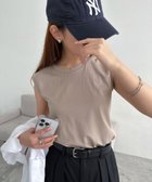 【アンドミー/andme】のコットン 天竺 ノースリーブ トップス Tシャツ 大人の最旬トレンドファッション＆コーディネート founy(ファウニー) ファッション Fashion レディースファッション Fashion for Women トップス・カットソー Cut & Sew Tops キャミソール&ノースリーブ Camisoles & Sleeveless Tops シャツ・ブラウス・オフィスカジュアル Elegant Blouses & Button-Ups ロングTシャツ・Tシャツ Longline T-Shirts & Tees コンパクト Compact, Small Size サロペ Salopette, Salopette Dress ジャケット Jacket, Outerwear ノースリーブ Sleeveless, No-Sleeve ベーシック Basic, Essential thumbnail グレージュ|ID: prp329100004983209 ipo3291000000037330812