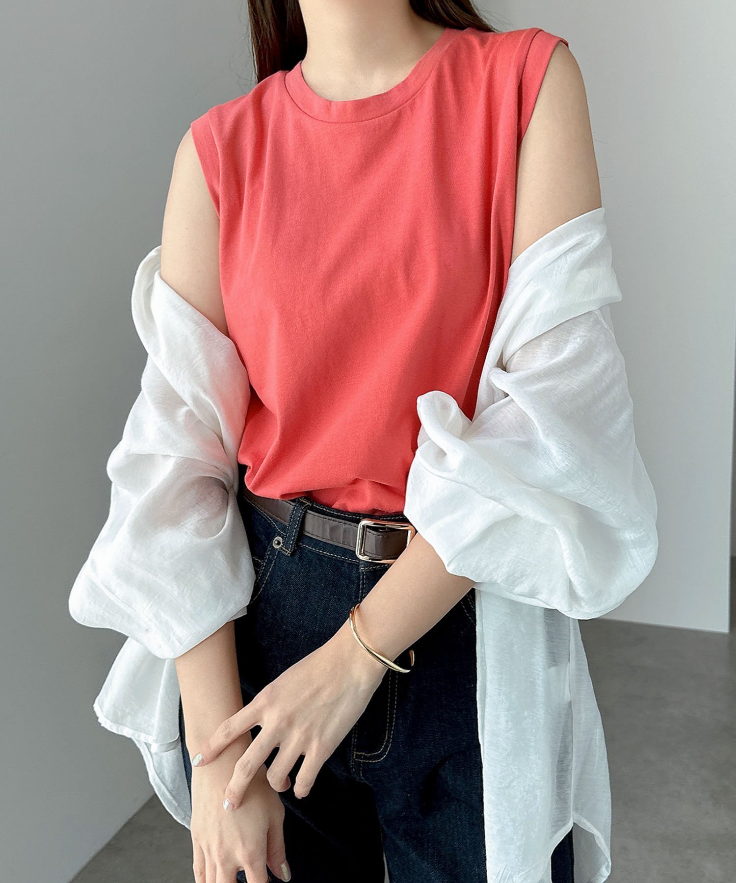 【アンドミー/andme】のコットン 天竺 ノースリーブ トップス Tシャツ インテリア・キッズ・メンズ・レディースファッション・服の通販 founy(ファウニー) 　ファッション　Fashion　レディースファッション　Fashion for Women　トップス・カットソー　Cut & Sew Tops　キャミソール&ノースリーブ　Camisoles & Sleeveless Tops　シャツ・ブラウス・オフィスカジュアル　Elegant Blouses & Button-Ups　ロングTシャツ・Tシャツ　Longline T-Shirts & Tees　コンパクト　Compact, Small Size　サロペ　Salopette, Salopette Dress　ジャケット　Jacket, Outerwear　ノースリーブ　Sleeveless, No-Sleeve　ベーシック　Basic, Essential　レッド|ID: prp329100004983209 ipo3291000000037330814