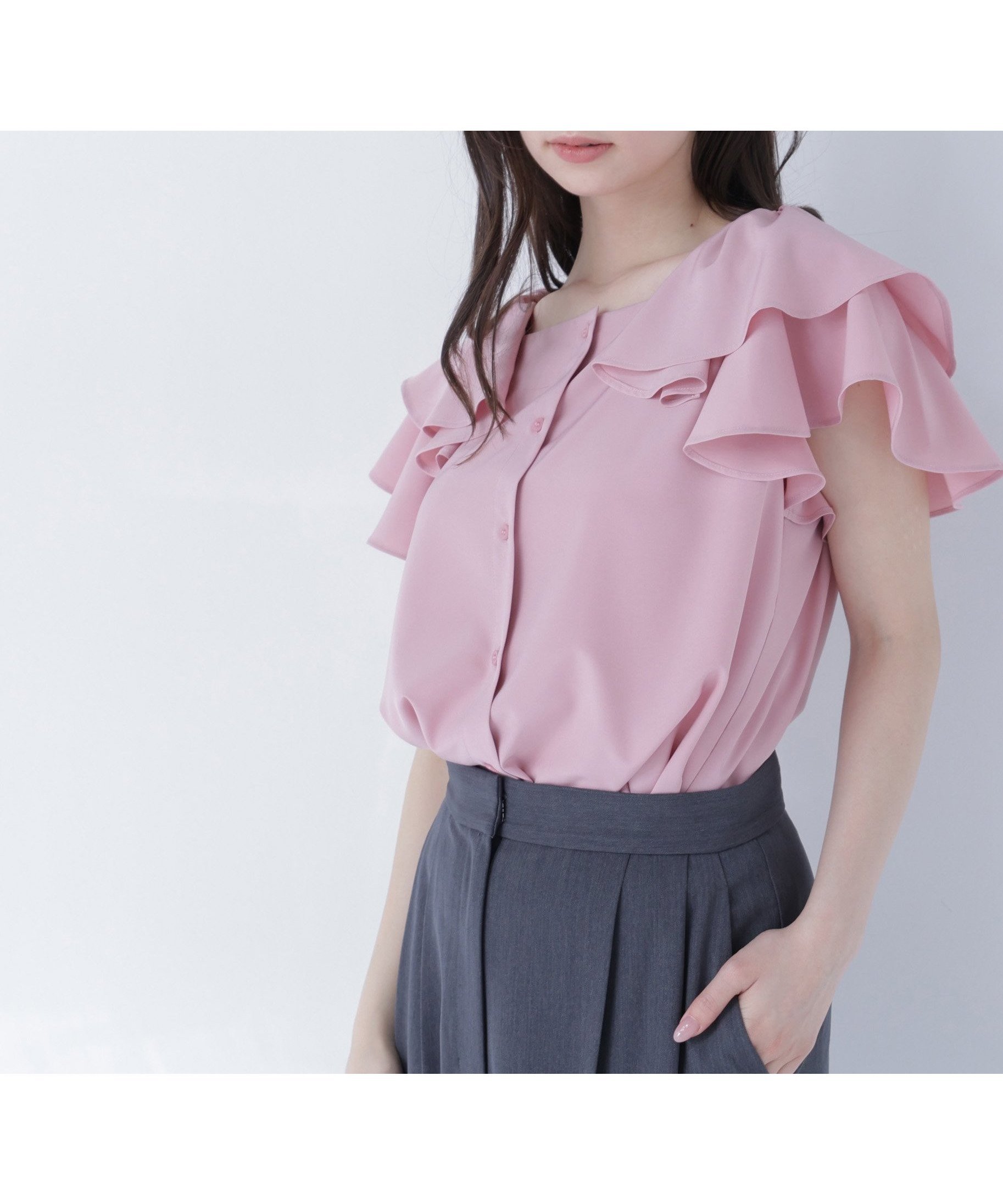 【ナチュラル ビューティー ベーシック/NATURAL BEAUTY BASIC】のスクエアネックフリルブラウス インテリア・キッズ・メンズ・レディースファッション・服の通販 founy(ファウニー) 　ファッション　Fashion　レディースファッション　Fashion for Women　トップス・カットソー　Cut & Sew Tops　シャツ・ブラウス・オフィスカジュアル　Elegant Blouses & Button-Ups　シンプル　Simple, Minimal　スクエア　Square, Square Shape　デコルテ　Décolleté, Neckline　フェミニン　Feminine, Girly　フリル　Frill, Ruffle　ボトム　Bottoms, Lower Wear　ピンク|ID: prp329100004983232 ipo3291000000037330939