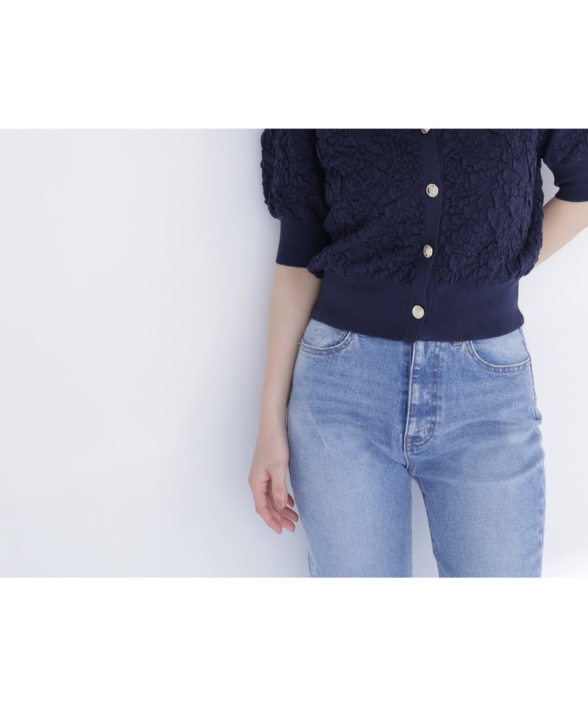 【ナチュラル ビューティー ベーシック/NATURAL BEAUTY BASIC】のふくれジャガードニットカーディガン インテリア・キッズ・メンズ・レディースファッション・服の通販 founy(ファウニー) 　ファッション　Fashion　レディースファッション　Fashion for Women　トップス・カットソー　Cut & Sew Tops　ニット　Knit Tops & Sweaters　カーディガン・羽織り　Layered Style Cardigans　カーディガン　Cardigan, Knitwear　クラシカル　Classical, Vintage-Inspired　コンパクト　Compact, Small Size　スリーブ　Sleeve, Long Sleeve / Short Sleeve　バランス　Balance, Style Balance　ネイビー|ID: prp329100004983236 ipo3291000000037330969