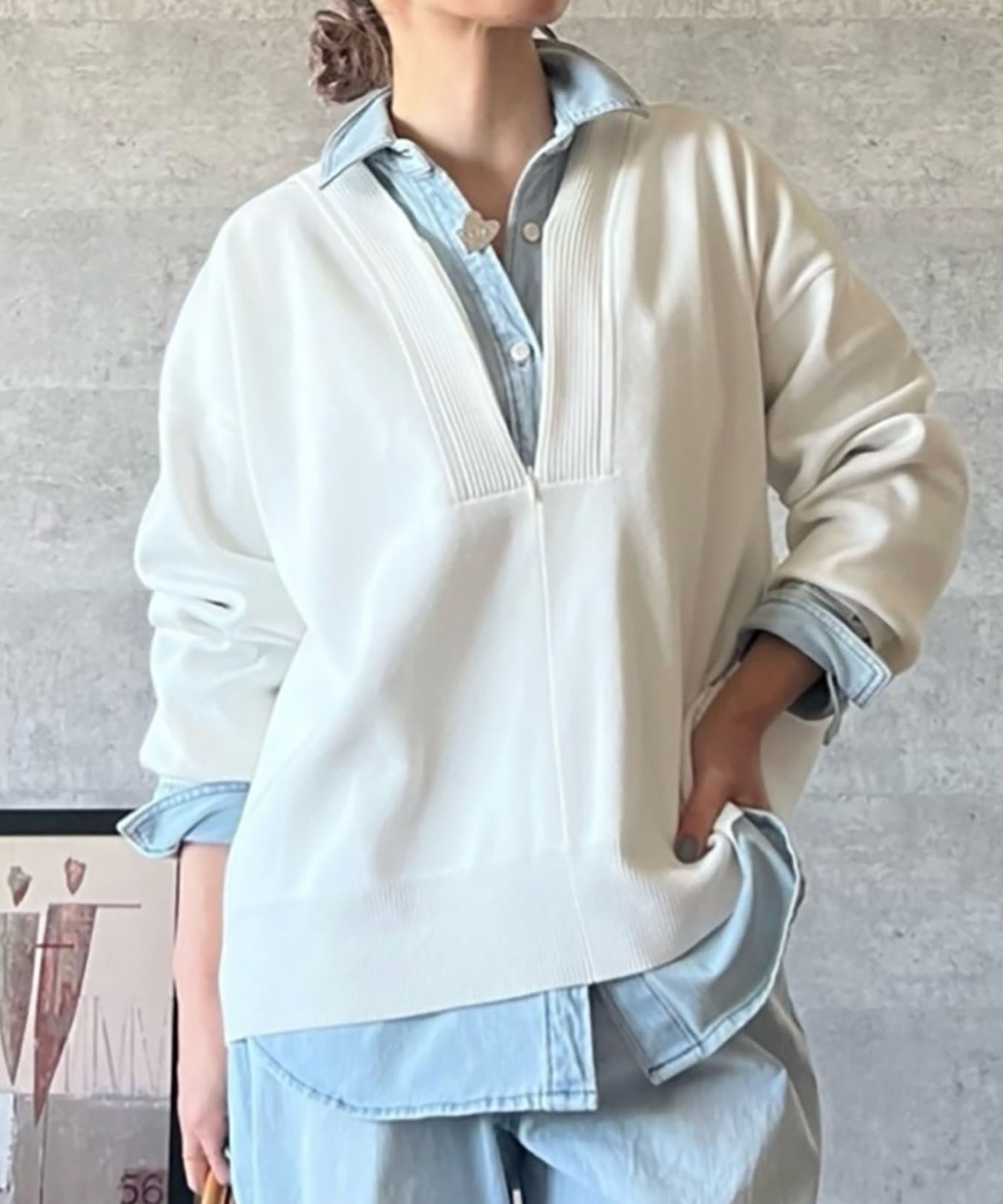 【スタイルドア/STYLEDOOR】のフロント2wayニットVネックプルオーバー インテリア・キッズ・メンズ・レディースファッション・服の通販 founy(ファウニー) 　ファッション　Fashion　レディースファッション　Fashion for Women　トップス・カットソー　Cut & Sew Tops　ニット　Knit Tops & Sweaters　カジュアルプルオーバー・ニットトップス　Pullovers & Knit Tops / Casual Pullovers　Vネックトップス　V-Neck Tops / V-Cut Neckline Shirts　インナー　Innerwear　洗える　Machine Washable　キャミソール　Camisole, Spaghetti Strap Top　クール　Cool, Chic　サテン　Satin, Glossy Fabric　シンプル　Simple, Minimal　タンク　Tank Top, Sleeveless Top　タートル　Turtleneck, Turtle Collar　デニム　Denim, Jeans Material　フロント　Front, Front Design　ベーシック　Basic, Essential　ボトム　Bottoms, Lower Wear　ボーダー　Border, Stripe　無地　Plain, Solid Color　ワイド　Wide, Wide Fit　ホワイト|ID: prp329100004983252 ipo3291000000037331049
