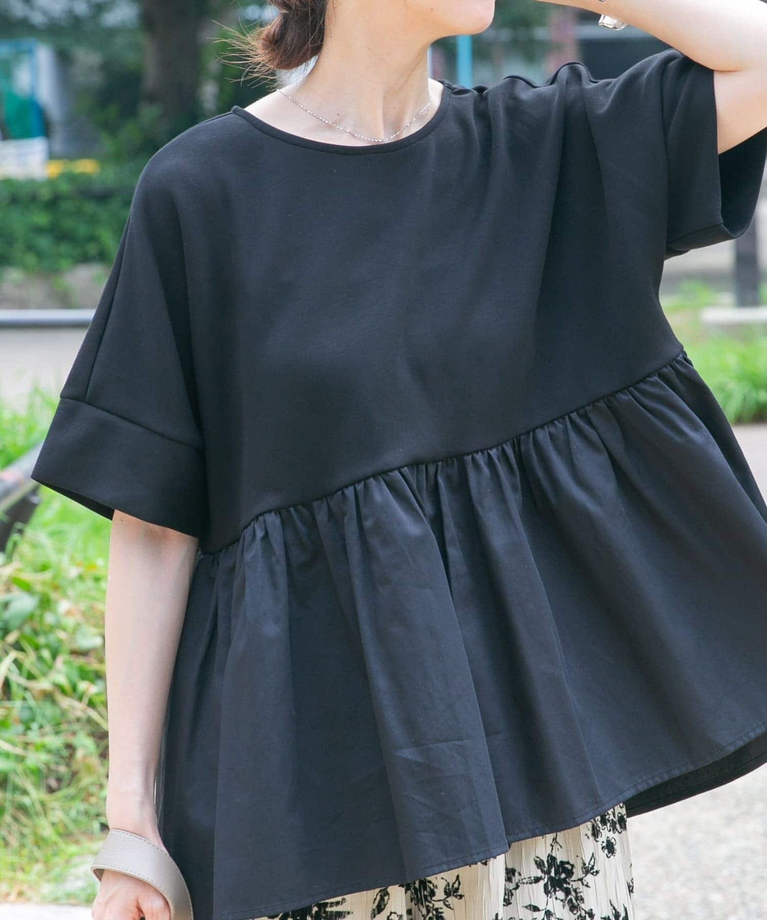 【アイテムズアーバンリサーチ/ITEMS URBAN RESEARCH】のポンチドッキング半袖トップス インテリア・キッズ・メンズ・レディースファッション・服の通販 founy(ファウニー) 　ファッション　Fashion　レディースファッション　Fashion for Women　トップス・カットソー　Cut & Sew Tops　2026年　2026　2026春夏・S/S　Spring/Summer 2026 SS26　ドッキング　Docking, Mixed Material　半袖　Short Sleeve, Half Sleeve　夏　Summer　定番　Standard, Basic Item　S/S・春夏　SS, Spring/Summer, Warm Season　ブラック|ID: prp329100004983279 ipo3291000000037331194