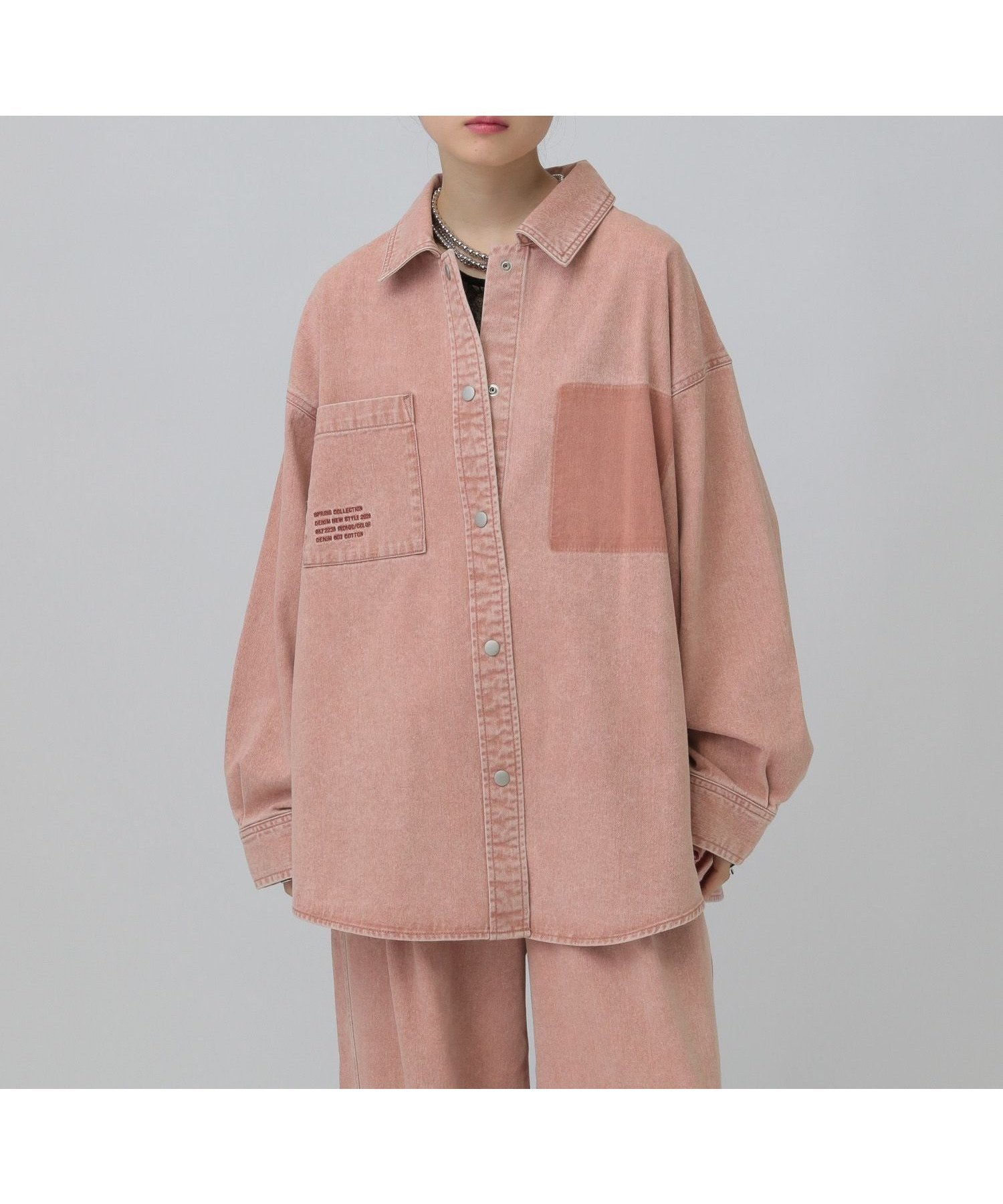 【レプシィム ローリーズファーム/LEPSIM LOWRYS FARM】の刺繍BIGデニムシャツ インテリア・キッズ・メンズ・レディースファッション・服の通販 founy(ファウニー) 　ファッション　Fashion　レディースファッション　Fashion for Women　トップス・カットソー　Cut & Sew Tops　シャツ・ブラウス・オフィスカジュアル　Elegant Blouses & Button-Ups　おすすめ　Recommended / Our Picks　デニム　Denim, Jeans Material　定番　Standard, Basic Item　春　Spring　ケミカルピンク25|ID: prp329100004983287 ipo3291000000037331247