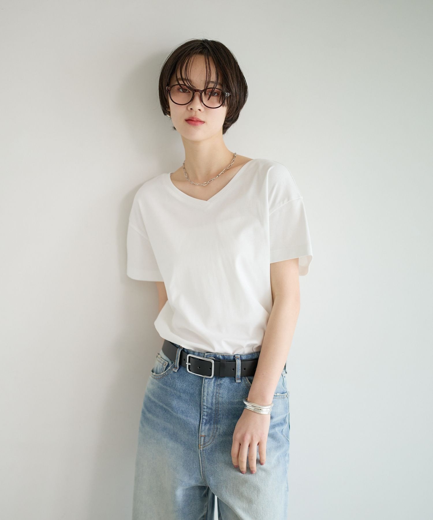 【ベイフロー/BAYFLOW】のV・Uネックで着られる シルケット2WAY半袖Tシャツ インテリア・キッズ・メンズ・レディースファッション・服の通販 founy(ファウニー) 　ファッション　Fashion　レディースファッション　Fashion for Women　トップス・カットソー　Cut & Sew Tops　シャツ・ブラウス・オフィスカジュアル　Elegant Blouses & Button-Ups　ロングTシャツ・Tシャツ　Longline T-Shirts & Tees　おすすめ　Recommended / Our Picks　シルク　Silk, 100% Silk　シルケット　Silket, Silky Cotton　デニム　Denim, Jeans Material　フロント　Front, Front Design　今季　This Season, Current Season　半袖　Short Sleeve, Half Sleeve　夏　Summer　オフ11|ID: prp329100004983301 ipo3291000000037331333