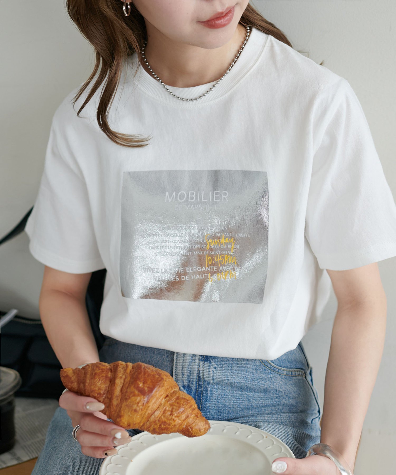 【ディスコート/Discoat】の【WEB限定/新色追加!】アソート箔プリントTシャツ インテリア・キッズ・メンズ・レディースファッション・服の通販 founy(ファウニー) 　ファッション　Fashion　レディースファッション　Fashion for Women　トップス・カットソー　Cut & Sew Tops　シャツ・ブラウス・オフィスカジュアル　Elegant Blouses & Button-Ups　ロングTシャツ・Tシャツ　Longline T-Shirts & Tees　インナー　Innerwear　キャミワンピース　Cami Dress, Slip Dress　コンパクト　Compact, Small Size　シンプル　Simple, Minimal　トレンド　Trend, Trending Now　バランス　Balance, Style Balance　ビスチェ　Bustier, Corset Top　プリント　Print, Printed Pattern　ボトム　Bottoms, Lower Wear　オフホワイト|ID: prp329100004983304 ipo3291000000037331348