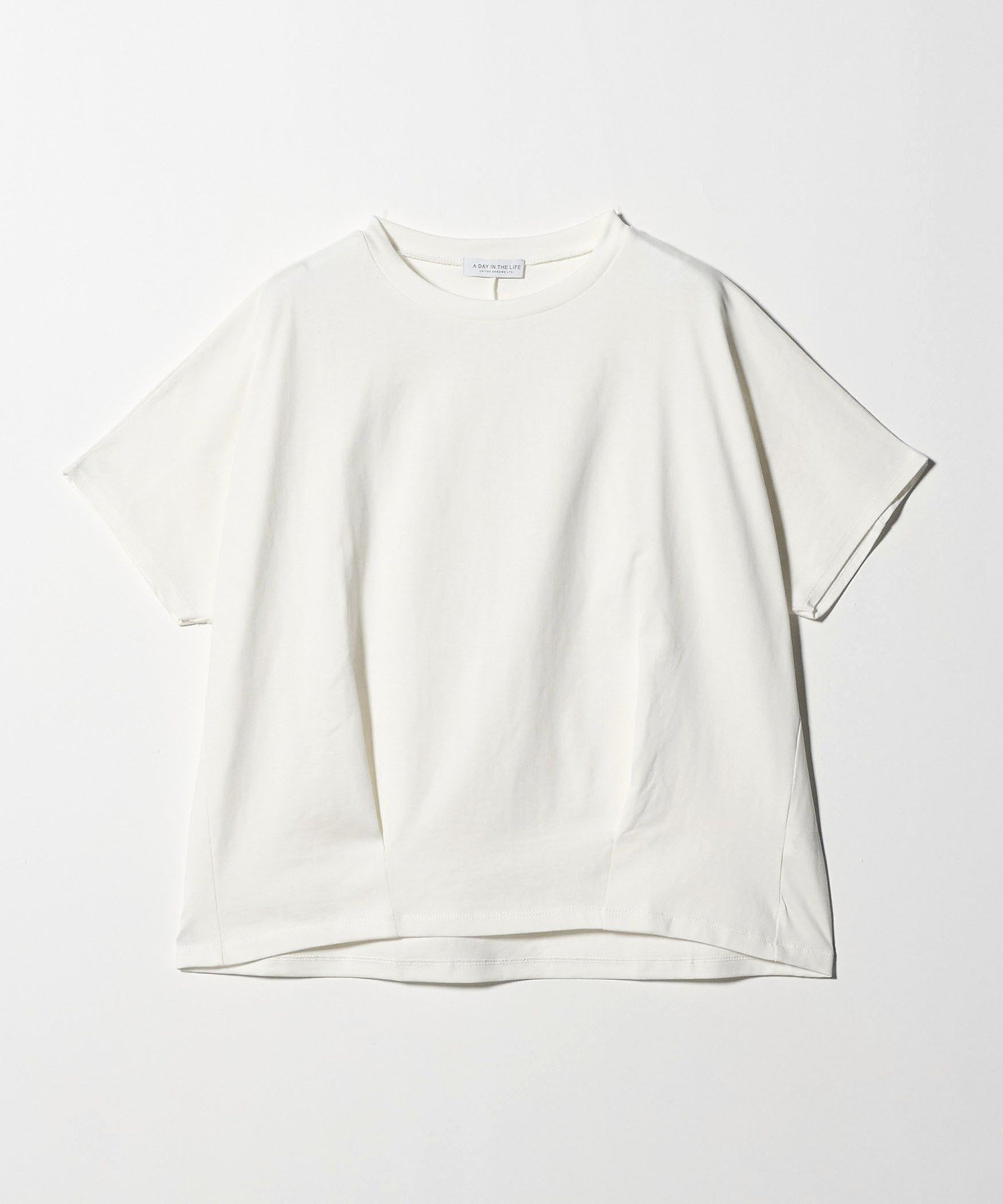 【ユナイテッドアローズ/UNITED ARROWS】のサイロ ドルマンスリーブTシャツ A DAY IN THE LIFE インテリア・キッズ・メンズ・レディースファッション・服の通販 founy(ファウニー) 　ファッション　Fashion　レディースファッション　Fashion for Women　トップス・カットソー　Cut & Sew Tops　シャツ・ブラウス・オフィスカジュアル　Elegant Blouses & Button-Ups　ロングTシャツ・Tシャツ　Longline T-Shirts & Tees　カットソー　Cut and Sewn Top　コンパクト　Compact, Small Size　サンダル　Sandals, Summer Shoes　シンプル　Simple, Minimal　フェミニン　Feminine, Girly　プリーツ　Pleats, Pleated　アウトレット　Outlet / Clearance　夏　Summer　OFF WHITE|ID: prp329100004983309 ipo3291000000037331396