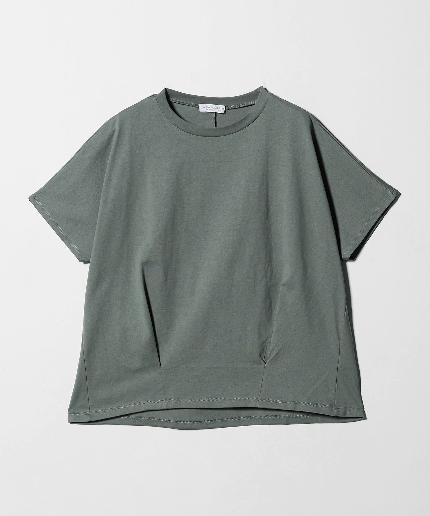 【ユナイテッドアローズ/UNITED ARROWS】のサイロ ドルマンスリーブTシャツ A DAY IN THE LIFE インテリア・キッズ・メンズ・レディースファッション・服の通販 founy(ファウニー) 　ファッション　Fashion　レディースファッション　Fashion for Women　トップス・カットソー　Cut & Sew Tops　シャツ・ブラウス・オフィスカジュアル　Elegant Blouses & Button-Ups　ロングTシャツ・Tシャツ　Longline T-Shirts & Tees　カットソー　Cut and Sewn Top　コンパクト　Compact, Small Size　サンダル　Sandals, Summer Shoes　シンプル　Simple, Minimal　フェミニン　Feminine, Girly　プリーツ　Pleats, Pleated　アウトレット　Outlet / Clearance　夏　Summer　OLIVE|ID: prp329100004983309 ipo3291000000037331397