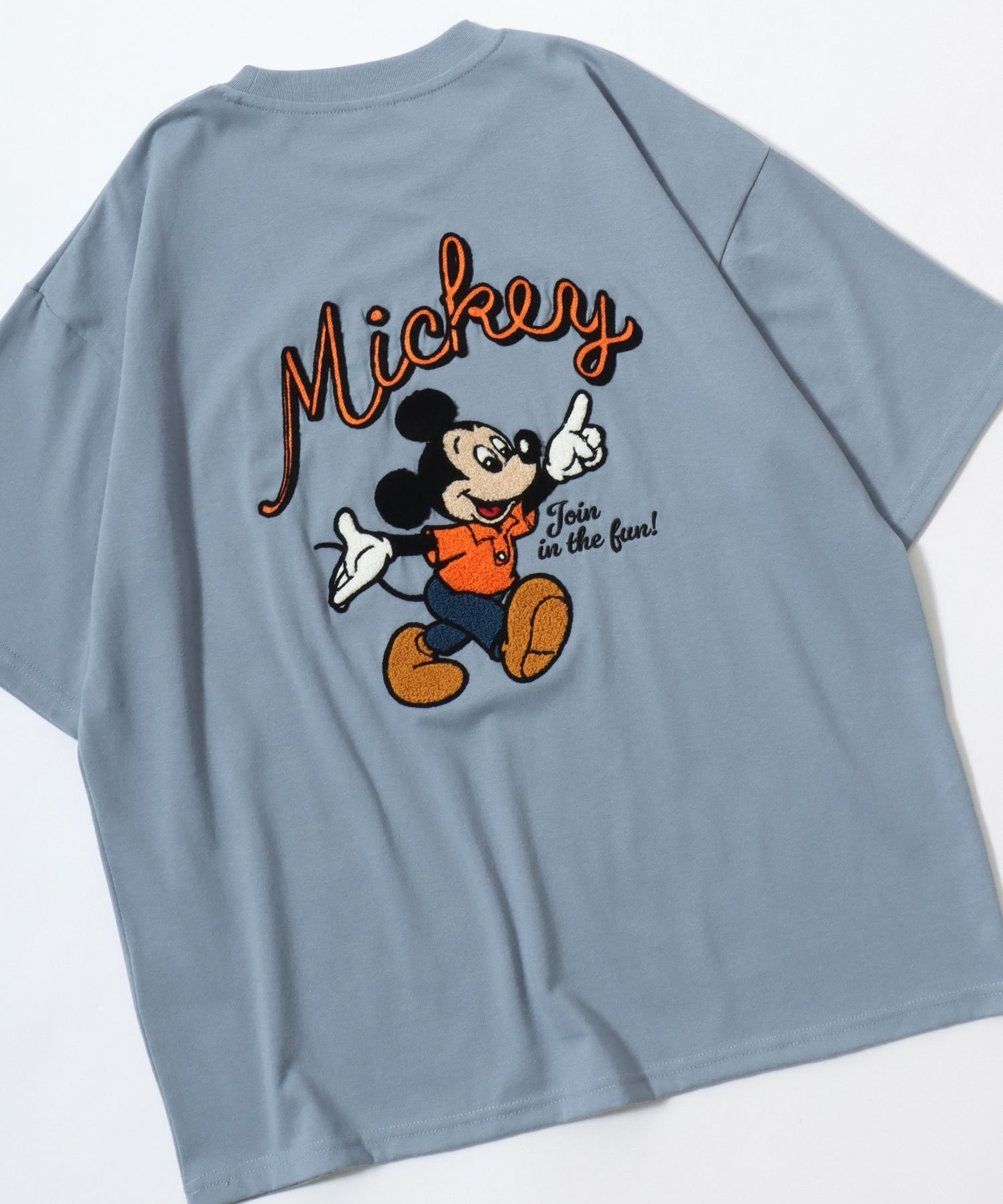 【サロン ハミュー/salong hameu】のDisney ディズニー Tシャツ メンズ キャラクター ビッグシルエット ミッキーマウス サガラ刺繍 ワッペン 半袖 ティーシャツ レディース ユニセックス インテリア・キッズ・メンズ・レディースファッション・服の通販 founy(ファウニー) 　ファッション　Fashion　レディースファッション　Fashion for Women　トップス・カットソー　Cut & Sew Tops　シャツ・ブラウス・オフィスカジュアル　Elegant Blouses & Button-Ups　ロングTシャツ・Tシャツ　Longline T-Shirts & Tees　インナー　Innerwear　春　Spring　カリフォルニア　California, Cali Style　キャミワンピース　Cami Dress, Slip Dress　キャラクター　Character, Licensed Characters　ジャケット　Jacket, Outerwear　スウェット / スエット　Sweatshirt, Sweatwear　スニーカー　Sneakers, Trainers　スラックス　Slacks, Dress Pants　デニム　Denim, Jeans Material　トレーナー　Sweatshirt, Trainer　人気　Popular, Best Seller　ビッグ　Big, Oversized　フレア　Flare, Flared　ブルゾン　Blouson, Bomber Jacket　半袖　Short Sleeve, Half Sleeve　帽子　Hat, Headwear　メンズ　Men's, Menswear　ロング　Long, Long-Length　ワイド　Wide, Wide Fit　再入荷　Restock / Back in Stock　プチプライス・低価格　Affordable / Budget Price　おすすめ　Recommended / Our Picks　ブルー|ID: prp329100004983333 ipo3291000000037331564