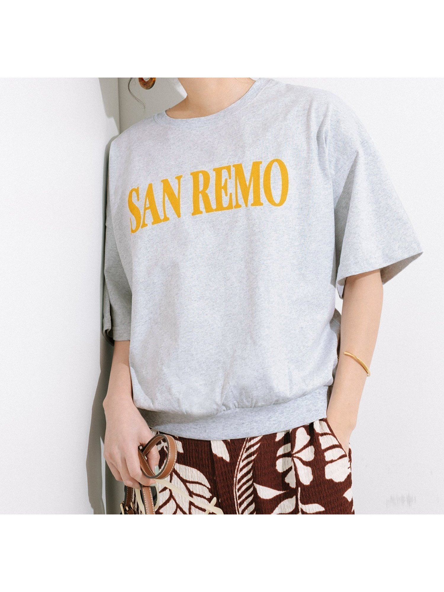 【コカ/COCA】のT-スウェット半袖トップス 大人の最旬トレンドファッション＆コーディネート founy(ファウニー) 　ファッション　Fashion　レディースファッション　Fashion for Women　トップス・カットソー　Cut & Sew Tops　レディースパーカー・カジュアルフーディー　Casual Hoodies & Sweatshirts　スウェット・クルーネックトップス　Sweatshirts & Crewnecks / Relaxed Fit Sweat Tops　春　Spring　カットソー　Cut and Sewn Top　カーゴパンツ　Cargo Pants, Utility Pants　シンプル　Simple, Minimal　スウェット / スエット　Sweatshirt, Sweatwear　デニム　Denim, Jeans Material　プリント　Print, Printed Pattern　ポケット　Pocket, Pocket Detail　半袖　Short Sleeve, Half Sleeve　ロング　Long, Long-Length　S/S・春夏　SS, Spring/Summer, Warm Season　おすすめ　Recommended / Our Picks　夏　Summer　2026年　2026　2026春夏・S/S　Spring/Summer 2026 SS26　 other-1|ID: prp329100004983340 ipo3291000000037331607