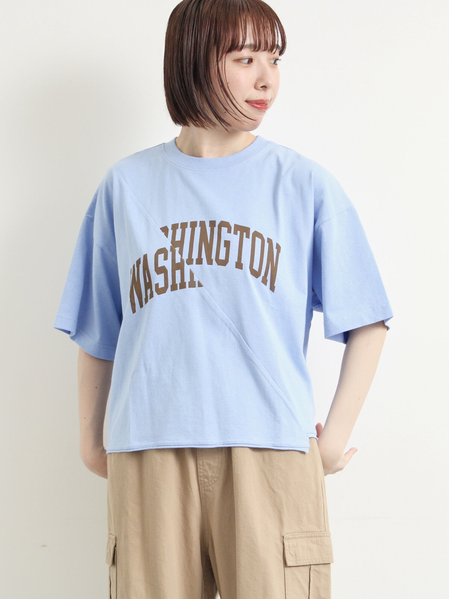 【サマンサモスモス/Samansa Mos2】のブロッキングロゴプリントTシャツ インテリア・キッズ・メンズ・レディースファッション・服の通販 founy(ファウニー) 　ファッション　Fashion　レディースファッション　Fashion for Women　トップス・カットソー　Cut & Sew Tops　シャツ・ブラウス・オフィスカジュアル　Elegant Blouses & Button-Ups　ロングTシャツ・Tシャツ　Longline T-Shirts & Tees　ガーリー　Girly, Feminine Style　ブロッキング　Color Blocking, Panel Design　プリント　Print, Printed Pattern　ボックス　Boxy, Box Shape　定番　Standard, Basic Item　ブルー|ID: prp329100004983343 ipo3291000000037331622