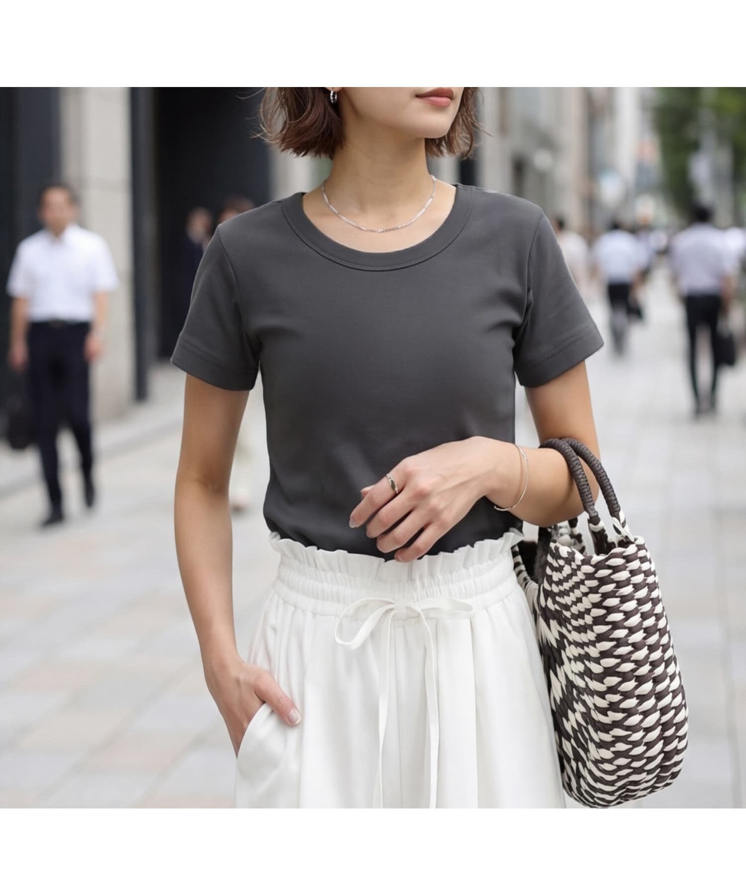 【スタイルデリ/STYLE DELI】の【Made in JAPAN】フライス半袖カットソートップス 大人の最旬トレンドファッション＆コーディネート founy(ファウニー) 　ファッション　Fashion　レディースファッション　Fashion for Women　トップス・カットソー　Cut & Sew Tops　カットソー・ベーシックTシャツ　Cut-and-Sewn Tops / Stretch Tees & Basics　イエロー　Yellow　インナー　Innerwear　カットソー　Cut and Sewn Top　ジャケット　Jacket, Outerwear　ストレート　Straight, Straight Cut　スリット　Slit, Slit Detail　タンク　Tank Top, Sleeveless Top　定番　Standard, Basic Item　人気　Popular, Best Seller　フィット　Fit, Slim Fit　フォルム　Silhouette, Form　ベーシック　Basic, Essential　半袖　Short Sleeve, Half Sleeve　日本製　Made In Japan　夏　Summer　エレガント 上品　Elegant　 other-1|ID: prp329100004983355 ipo3291000000037331673