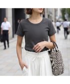 【スタイルデリ/STYLE DELI】の【Made in JAPAN】フライス半袖カットソートップス 大人の最旬トレンドファッション＆コーディネート founy(ファウニー) ファッション Fashion レディースファッション Fashion for Women トップス・カットソー Cut & Sew Tops カットソー・ベーシックTシャツ Cut-and-Sewn Tops / Stretch Tees & Basics イエロー Yellow インナー Innerwear カットソー Cut and Sewn Top ジャケット Jacket, Outerwear ストレート Straight, Straight Cut スリット Slit, Slit Detail タンク Tank Top, Sleeveless Top 定番 Standard, Basic Item 人気 Popular, Best Seller フィット Fit, Slim Fit フォルム Silhouette, Form ベーシック Basic, Essential 半袖 Short Sleeve, Half Sleeve 日本製 Made In Japan 夏 Summer エレガント 上品 Elegant thumbnail チャコール|ID: prp329100004983355 ipo3291000000037331674