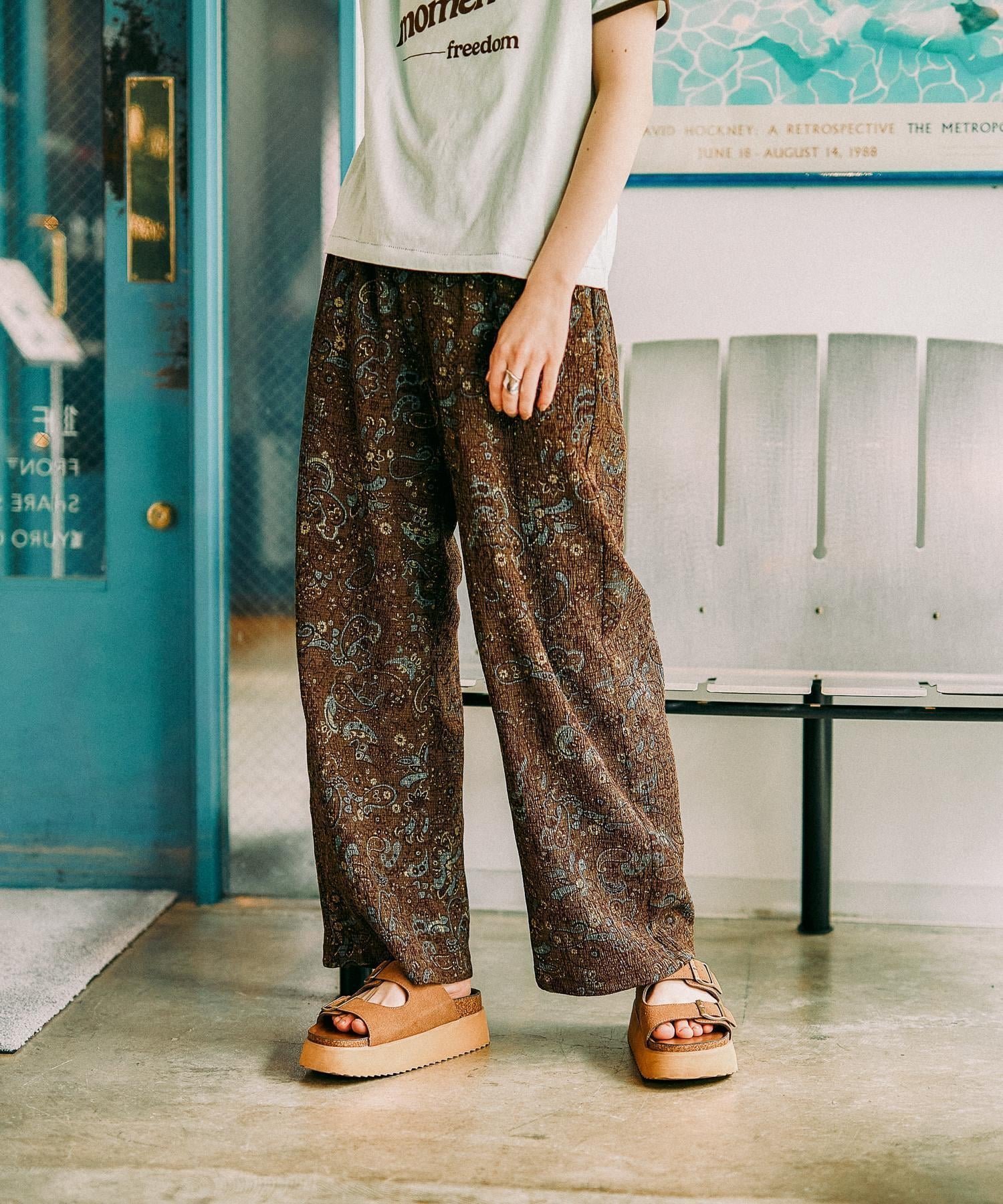 【ニコアンド/niko and】のDRYクシュイージーパンツ インテリア・キッズ・メンズ・レディースファッション・服の通販 founy(ファウニー) 　ファッション　Fashion　レディースファッション　Fashion for Women　パンツ　Pants & Trousers　カットソー　Cut and Sewn Top　ギャザー　Gathered, Ruffled　シンプル　Simple, Minimal　人気　Popular, Best Seller　ポケット　Pocket, Pocket Detail　別注　Limited Edition, Custom Order　無地　Plain, Solid Color　ワイド　Wide, Wide Fit　おすすめ　Recommended / Our Picks　エレガント 上品　Elegant　ブラウンペイズリー|ID: prp329100004983370 ipo3291000000037331740