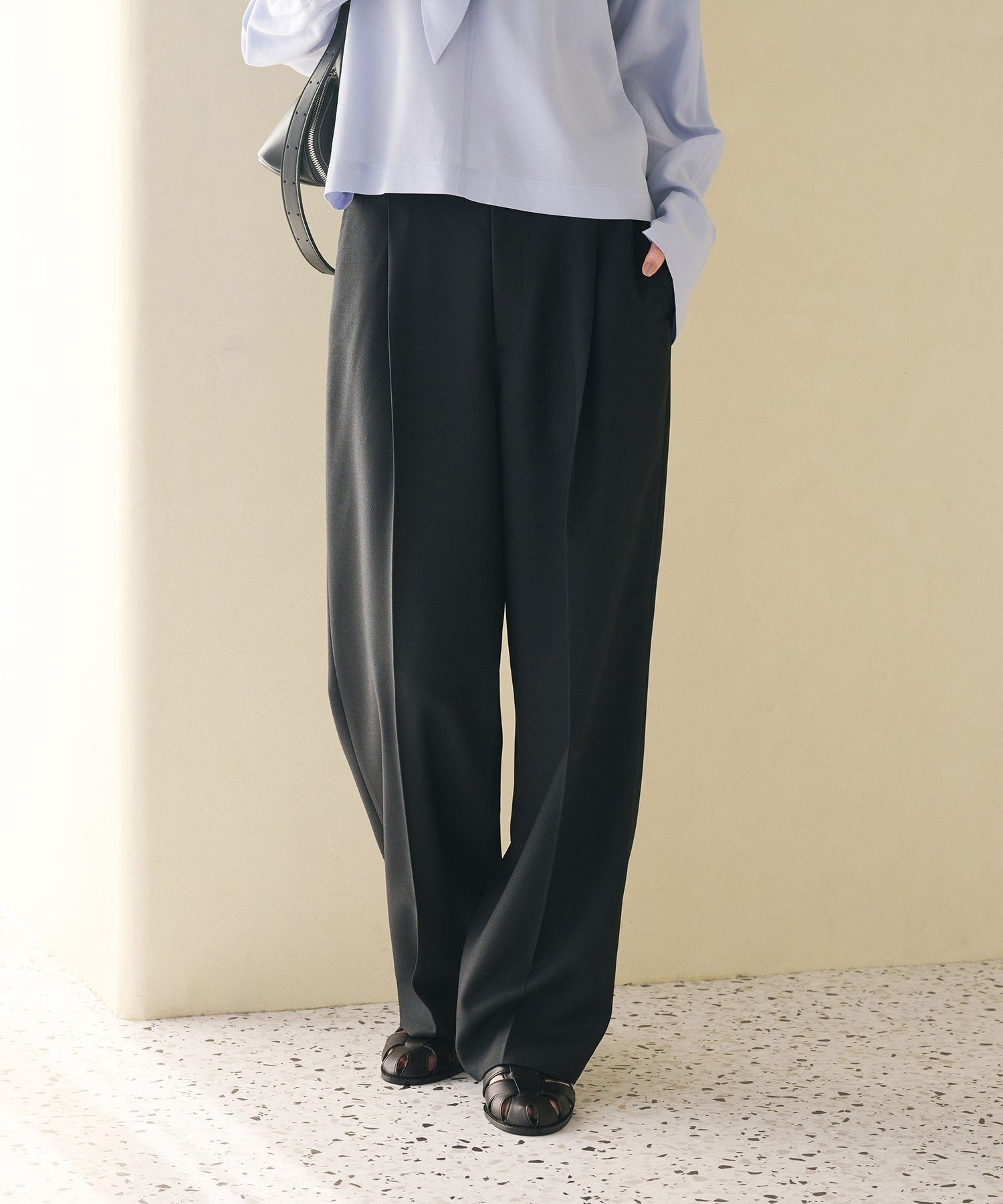 【ビューティ&ユース ユナイテッドアローズ/BEAUTY&YOUTH / UNITED ARROWS】のリネンライク ワイドストレートパンツ ウォッシャブル インテリア・キッズ・メンズ・レディースファッション・服の通販 founy(ファウニー) 　ファッション　Fashion　レディースファッション　Fashion for Women　パンツ　Pants & Trousers　ウォッシャブル　Machine Washable　春　Spring　シアー　Sheer, See-Through　シューズ　Shoes, Footwear　ジャケット　Jacket, Outerwear　ストレート　Straight, Straight Cut　スニーカー　Sneakers, Trainers　セットアップ　Set-Up, Coordinated Outfit　センター　Center, Center Line　ツイード　Twill, Twill Weave　定番　Standard, Basic Item　人気　Popular, Best Seller　フラット　Flat, Flat Shoes　レース　Lace, Lace Fabric　ワイド　Wide, Wide Fit　S/S・春夏　SS, Spring/Summer, Warm Season　おすすめ　Recommended / Our Picks　夏　Summer　NAVY|ID: prp329100004983394 ipo3291000000037331894