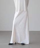 【ローリーズファーム/LOWRYS FARM】の【新色先行 ・一部カラープライスダウン】ストレッチサテンスカート 大人の最旬トレンドファッション＆コーディネート founy(ファウニー) ファッション Fashion レディースファッション Fashion for Women スカート Skirts カットソー Cut and Sewn Top サテン Satin, Glossy Fabric ダウン Down, Puffer バイアス Bias, Diagonal Cut バランス Balance, Style Balance フィット Fit, Slim Fit フレア Flare, Flared エレガント 上品 Elegant thumbnail アイボリー花70|ID: prp329100004983396 ipo3291000000037331916