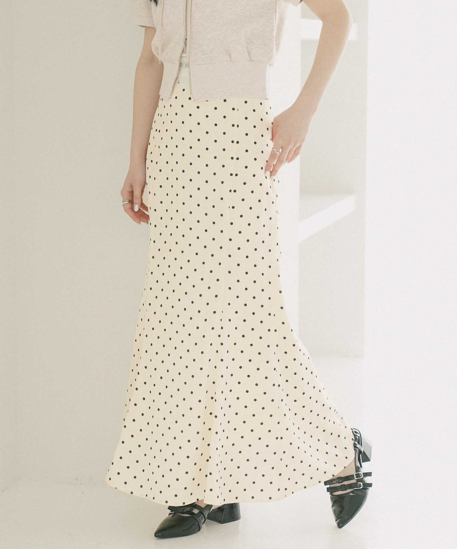 【ヘザー/Heather】のマーメイドタイトロングスカート2 大人の最旬トレンドファッション＆コーディネート founy(ファウニー) 　ファッション　Fashion　レディースファッション　Fashion for Women　スカート　Skirts　ロングスカート　Long Skirts / Maxi & Midi Skirts　おすすめ　Recommended / Our Picks　カットソー　Cut and Sewn Top　コンパクト　Compact, Small Size　サマー　Summer, Summer Style　ダウン　Down, Puffer　トレンド　Trend, Trending Now　ドット　Polka Dot, Dot Pattern　マーメイド　Mermaid, Fishtail Silhouette　ロング　Long, Long-Length　人気　Popular, Best Seller　 other-1|ID: prp329100004983405 ipo3291000000037331950