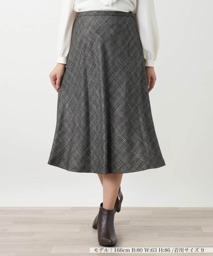 【レリアン/LEILIAN】のチェックフレアスカート【BOTTO GIUSEPPE】 インテリア・キッズ・メンズ・レディースファッション・服の通販 founy(ファウニー) https://founy.com/ ファッション Fashion レディースファッション Fashion for Women スカート Skirts Aライン・フレアスカート A-Line & Flared Skirts イタリア Italy チェック Check, Plaid, Tartan バイアス Bias, Diagonal Cut フレア Flare, Flared ポケット Pocket, Pocket Detail 秋 Autumn |ID: prp329100004983452 ipo3291000000037332142