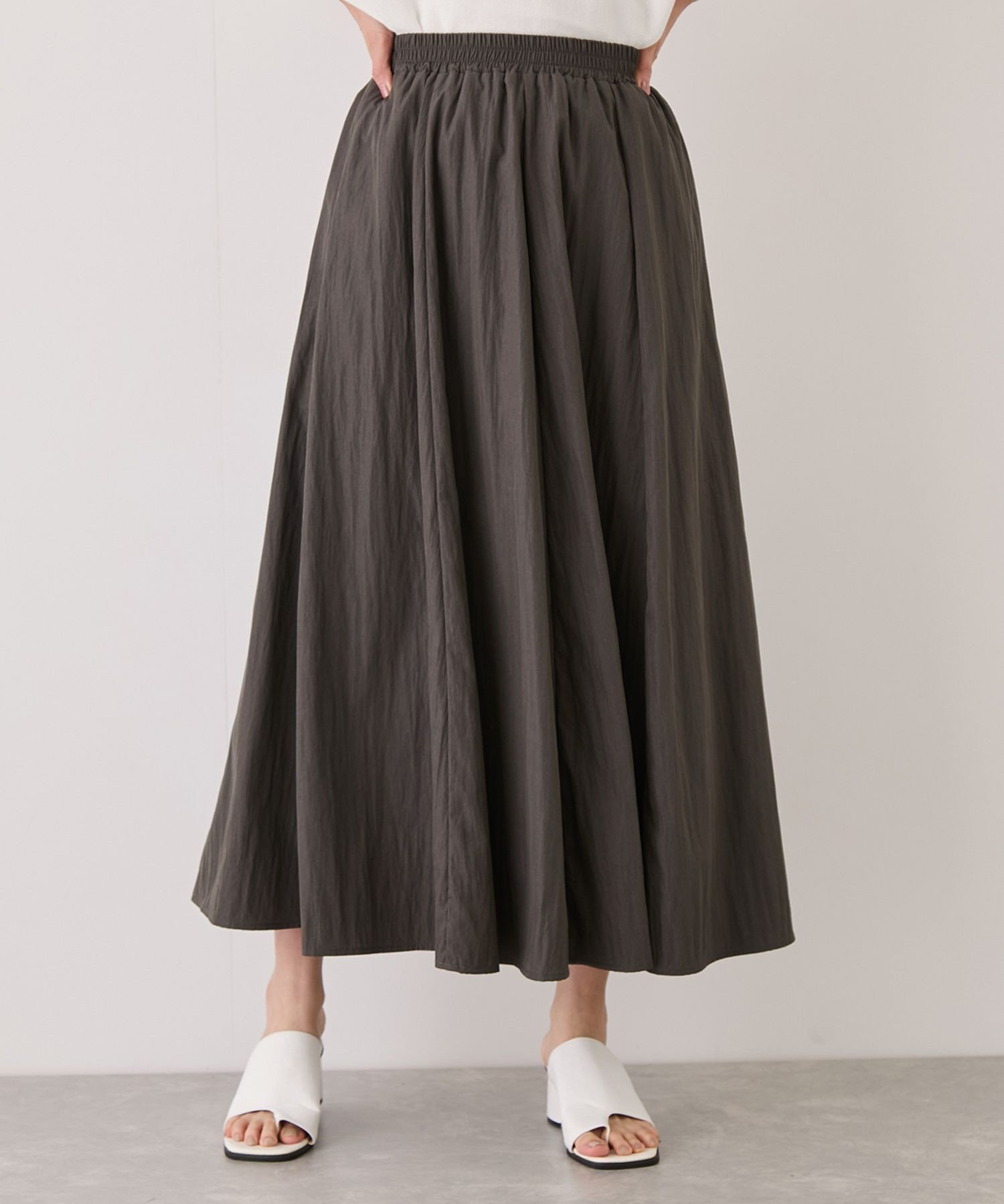 【ジャイロ/JAYRO】のナチュラルワッシャー8ハギロングスカート インテリア・キッズ・メンズ・レディースファッション・服の通販 founy(ファウニー) 　ファッション　Fashion　レディースファッション　Fashion for Women　スカート　Skirts　ロングスカート　Long Skirts / Maxi & Midi Skirts　春　Spring　カットソー　Cut and Sewn Top　カーディガン　Cardigan, Knitwear　コンパクト　Compact, Small Size　切替　Switching, Contrast Panel　バランス　Balance, Style Balance　フレア　Flare, Flared　ポケット　Pocket, Pocket Detail　ロング　Long, Long-Length　ワッシャー　Washer, Crinkled Finish　S/S・春夏　SS, Spring/Summer, Warm Season　おすすめ　Recommended / Our Picks　夏　Summer　エレガント 上品　Elegant　チャコール(06)|ID: prp329100004983477 ipo3291000000037332216
