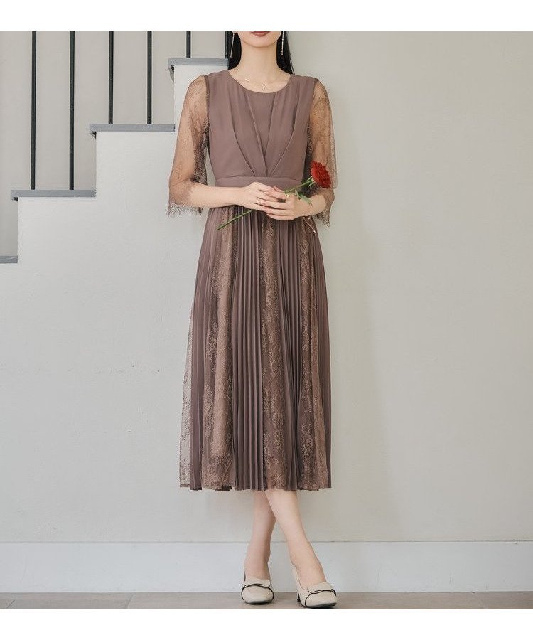 【ドレス/DRESS+】のレースシフォンドッキングワンピース パーティードレス インテリア・キッズ・メンズ・レディースファッション・服の通販 founy(ファウニー) 　ファッション　Fashion　レディースファッション　Fashion for Women　ワンピース　Dresses　フォーマル・パーティードレス・結婚式用ドレス　Elegant & Casual Dresses　アクセサリー　Fashion Accessories　オケージョン　Occasion Wear　シフォン　Chiffon, Lightweight Fabric　シンプル　Simple, Minimal　トレンド　Trend, Trending Now　ドッキング　Docking, Mixed Material　ドレス　Dress, One-Piece　バランス　Balance, Style Balance　パープル　Purple, Violet　フォーマル　Formal, Dressy　ラウンド　Round, Round Neck　ラグジュアリー　Luxury, Elegant　レース　Lace, Lace Fabric　セレモニー　Ceremony　入学式　Entrance Ceremony　卒業式　Graduation Ceremony　結婚式　Wedding　披露宴　Wedding Reception　二次会　After Party　ブラウン|ID: prp329100004983506 ipo3291000000037332336