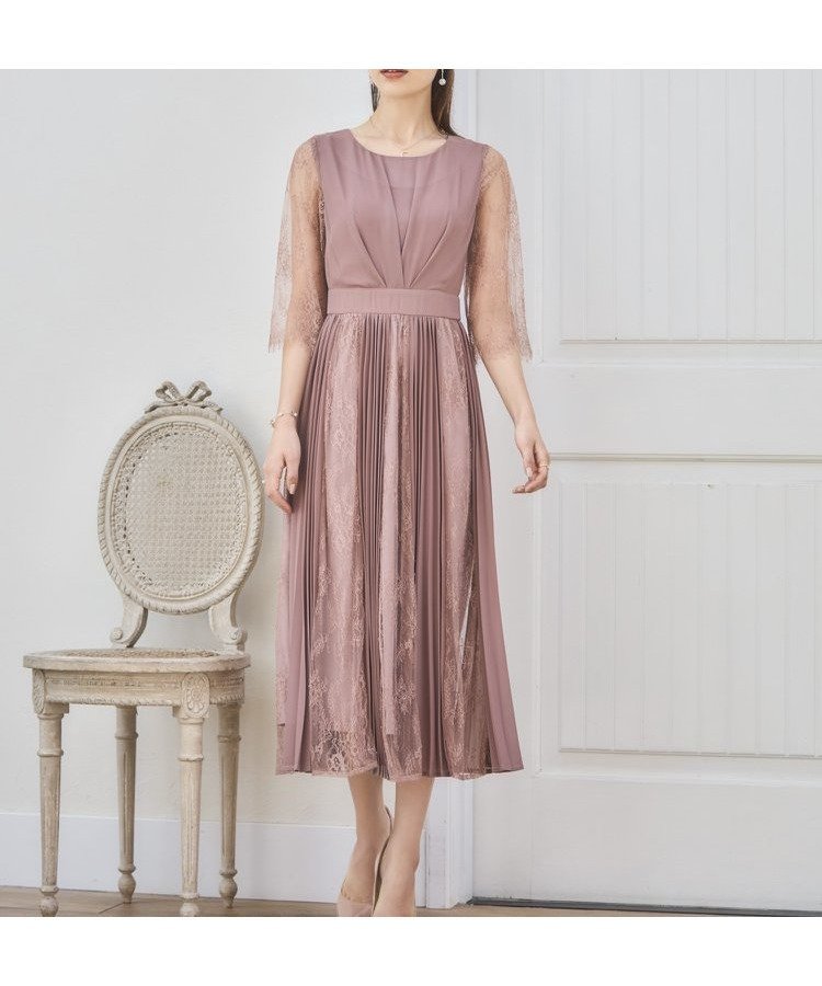 【ドレス/DRESS+】のレースシフォンドッキングワンピース パーティードレス インテリア・キッズ・メンズ・レディースファッション・服の通販 founy(ファウニー) 　ファッション　Fashion　レディースファッション　Fashion for Women　ワンピース　Dresses　フォーマル・パーティードレス・結婚式用ドレス　Elegant & Casual Dresses　アクセサリー　Fashion Accessories　オケージョン　Occasion Wear　シフォン　Chiffon, Lightweight Fabric　シンプル　Simple, Minimal　トレンド　Trend, Trending Now　ドッキング　Docking, Mixed Material　ドレス　Dress, One-Piece　バランス　Balance, Style Balance　パープル　Purple, Violet　フォーマル　Formal, Dressy　ラウンド　Round, Round Neck　ラグジュアリー　Luxury, Elegant　レース　Lace, Lace Fabric　セレモニー　Ceremony　入学式　Entrance Ceremony　卒業式　Graduation Ceremony　結婚式　Wedding　披露宴　Wedding Reception　二次会　After Party　スモークピンク|ID: prp329100004983506 ipo3291000000037332339