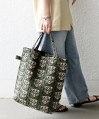 【シップス/SHIPS】のBINDU A4 デザイン ジャカード トート バッグ 大人の最旬トレンドファッション＆コーディネート founy(ファウニー) ファッション Fashion レディースファッション Fashion for Women バッグ Bags 2026年 2026 2026春夏・S/S Spring/Summer 2026 SS26 グラフィック Graphic, Graphic Design ジャカード／ジャガード Jacquard, Woven Pattern チェーン Chain, Chain Strap プリント Print, Printed Pattern モチーフ Motif, Design Theme 人気 Popular, Best Seller 別注 Limited Edition, Custom Order thumbnail グリーン|ID: prp329100004983530 ipo3291000000037332480