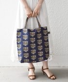 【シップス/SHIPS】のBINDU A4 デザイン ジャカード トート バッグ 大人の最旬トレンドファッション＆コーディネート founy(ファウニー) ファッション Fashion レディースファッション Fashion for Women バッグ Bags 2026年 2026 2026春夏・S/S Spring/Summer 2026 SS26 グラフィック Graphic, Graphic Design ジャカード／ジャガード Jacquard, Woven Pattern チェーン Chain, Chain Strap プリント Print, Printed Pattern モチーフ Motif, Design Theme 人気 Popular, Best Seller 別注 Limited Edition, Custom Order thumbnail ネイビー|ID: prp329100004983530 ipo3291000000037332481