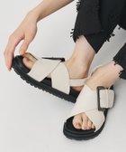 【ビューティ&ユース ユナイテッドアローズ/BEAUTY&YOUTH / UNITED ARROWS】のビッグバックル クロスストラップ サンダル OFF WHITE|ID: prp329100004983548 ipo3291000000037332560