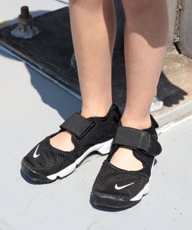 【シップス/SHIPS / KIDS】のNIKE AIR RIFT 大人の最旬トレンドファッション＆コーディネート founy(ファウニー) ファッション Fashion キッズファッション Fashion for Kids クール Cool, Chic シューズ Shoes, Footwear フィット Fit, Slim Fit メッシュ Mesh, Net Fabric 軽量 Lightweight, Ultra Light |ID:prp329100004983573