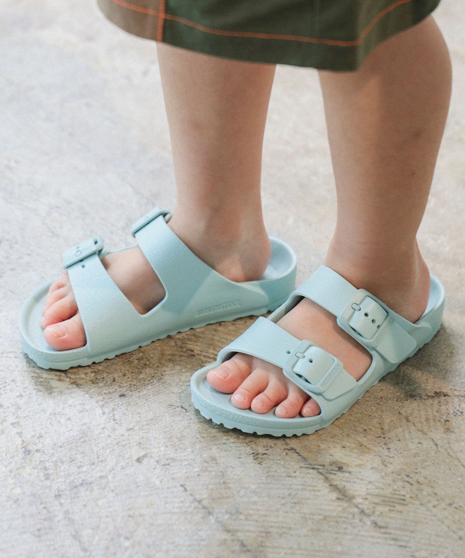 【こども ビームス/コドモ ビームス / KIDS】のBIRKENSTOCK / ARIZONA EVA サンダル(16.5~22cm) インテリア・キッズ・メンズ・レディースファッション・服の通販 founy(ファウニー) 　ファッション　Fashion　キッズファッション　Fashion for Kids　コルク　Cork, Cork Material　サンダル　Sandals, Summer Shoes　夏　Summer　定番　Standard, Basic Item　軽量　Lightweight, Ultra Light　Surf_Green|ID: prp329100004983606 ipo3291000000037332950