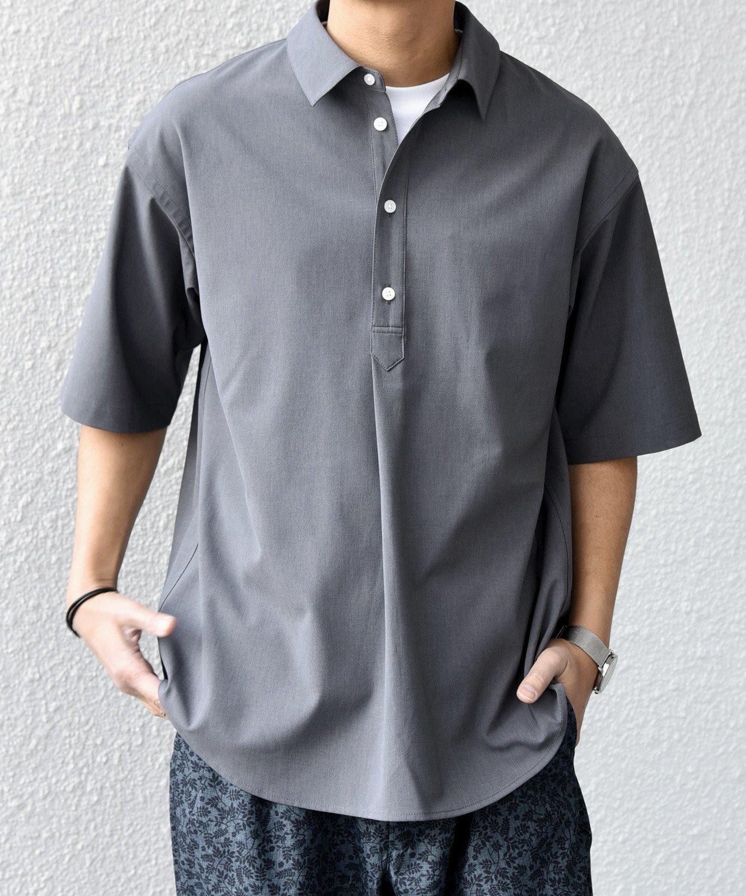 【シップス/SHIPS / MEN】のSHIPS any 吸水速乾 Rapidry ボタンダウン レギュラーカラー 半袖 シャツ(セットアップ対応) インテリア・キッズ・メンズ・レディースファッション・服の通販 founy(ファウニー) 　ファッション　Fashion　メンズファッション　Fashion for Men　セットアップ　Matching Sets　吸水　Absorbent, Quick-Dry　軽量　Lightweight, Ultra Light　セットアップ　Set-Up, Coordinated Outfit　ダウン　Down, Puffer　人気　Popular, Best Seller　フロント　Front, Front Design　半袖　Short Sleeve, Half Sleeve　ヨーク　Yoke, Yoke Design　ラウンド　Round, Round Neck　リラックス　Relax, Relaxed Fit　レギュラー　Regular, Standard Fit　おすすめ　Recommended / Our Picks　夏　Summer　ビジネス 仕事 通勤　Business / Work / Commuting　2026年　2026　2026春夏・S/S　Spring/Summer 2026 SS26　グレー|ID: prp329100004983888 ipo3291000000037334804