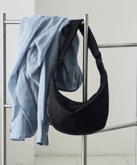 【ラシット/russet】の【20%ポイントバック】クラウズナイロンラウンドショルダーバッグ 大人の最旬トレンドファッション＆コーディネート founy(ファウニー) ファッション Fashion レディースファッション Fashion for Women バッグ Bags コンパクト Compact, Small Size 軽量 Lightweight, Ultra Light ショルダー Shoulder, Shoulder Strap シルバー Silver, Metallic Silver シンプル Simple, Minimal トレンド Trend, Trending Now 定番 Standard, Basic Item 人気 Popular, Best Seller ハーフ Half, Half-Length フィット Fit, Slim Fit ポケット Pocket, Pocket Detail 日本製 Made In Japan エレガント 上品 Elegant |ID:prp329100004983905