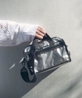 【アダム エ ロペ/ADAM ET ROPE'】の【LeSportsac for ADAM ET ROPE 】Exclusive Mini Duffel Crosbody 大人の最旬トレンドファッション＆コーディネート founy(ファウニー) ファッション Fashion レディースファッション Fashion for Women スポーツウェア Functional & Stylish Sportswear コンパクト Compact, Small Size 軽量 Lightweight, Ultra Light シルバー Silver, Metallic Silver 財布 Wallet, Purse ボストン Boston ポケット Pocket, Pocket Detail 別注 Limited Edition, Custom Order ラップ Wrap, Wrap Design 2026年 2026 2026春夏・S/S Spring/Summer 2026 SS26 |ID:prp329100004983922
